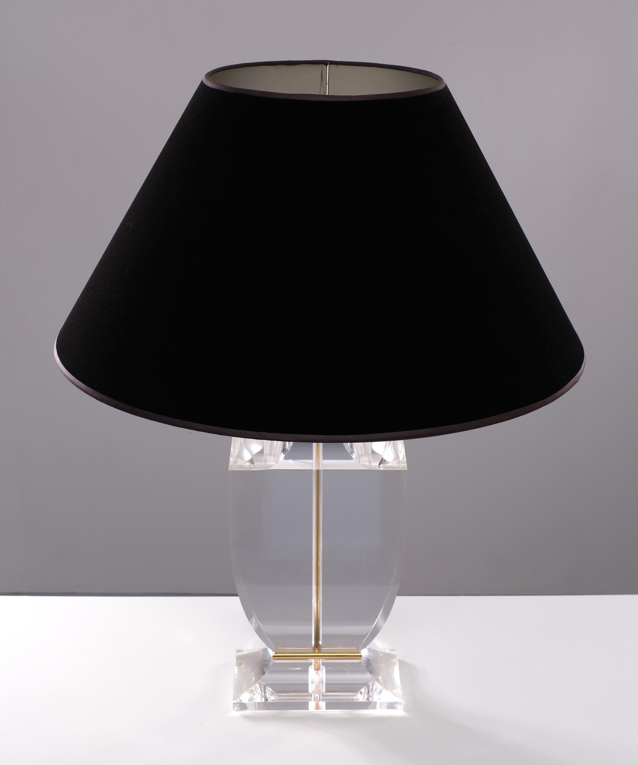 Fin du 20e siècle Lampe de table en lucite de style Régence, 1970, France  en vente