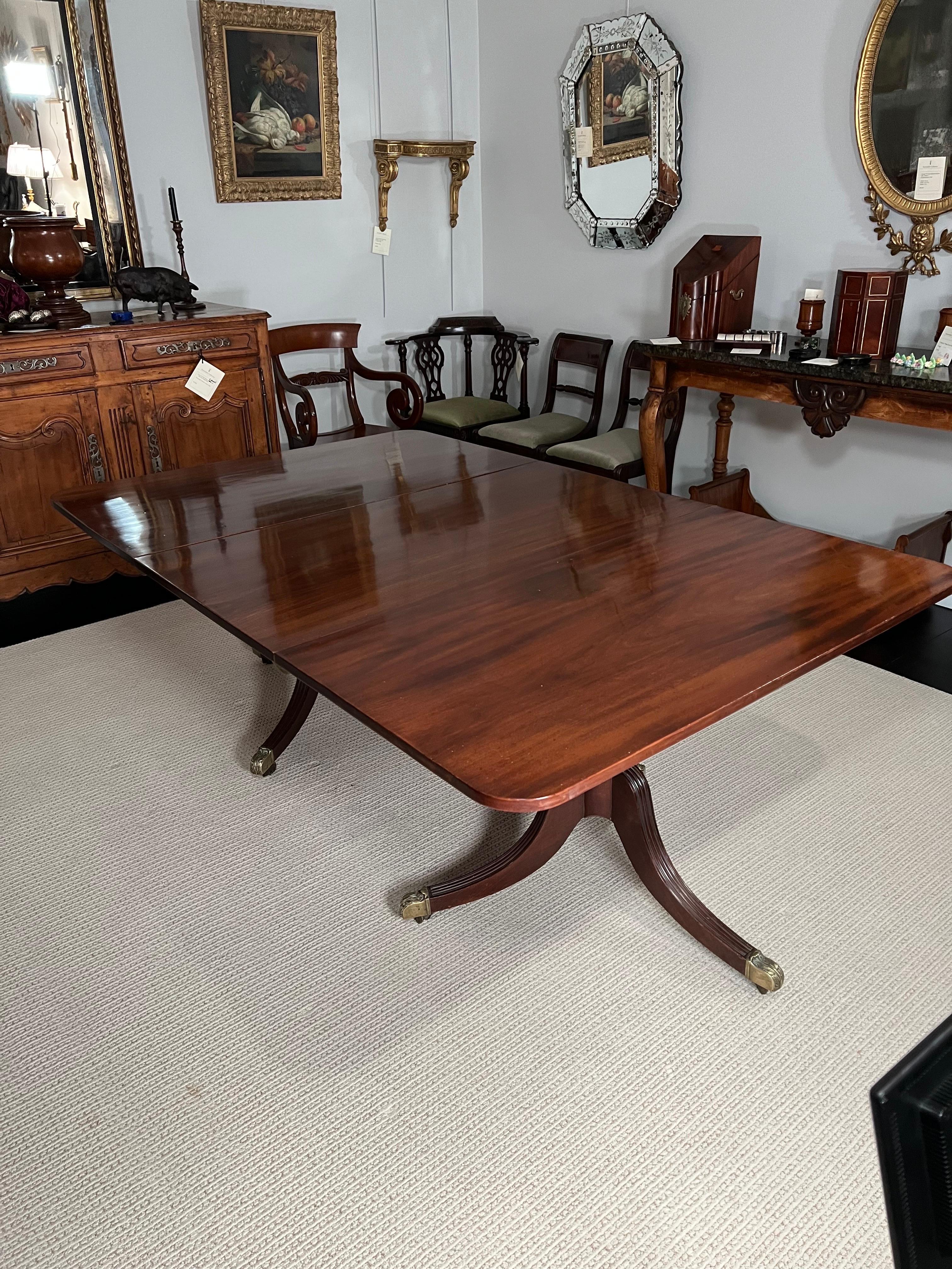Regency Mahogany 2 Pedestal Dining Table   In Good Condition For Sale In New York, NY