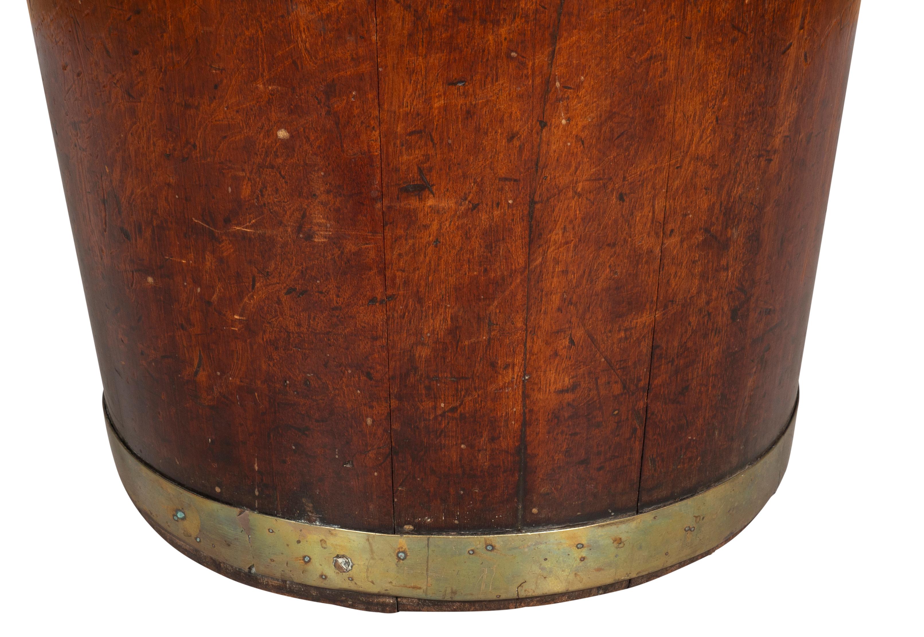 Regency Mahogany And Brass Bound Peat Bucket In Good Condition In Essex, MA