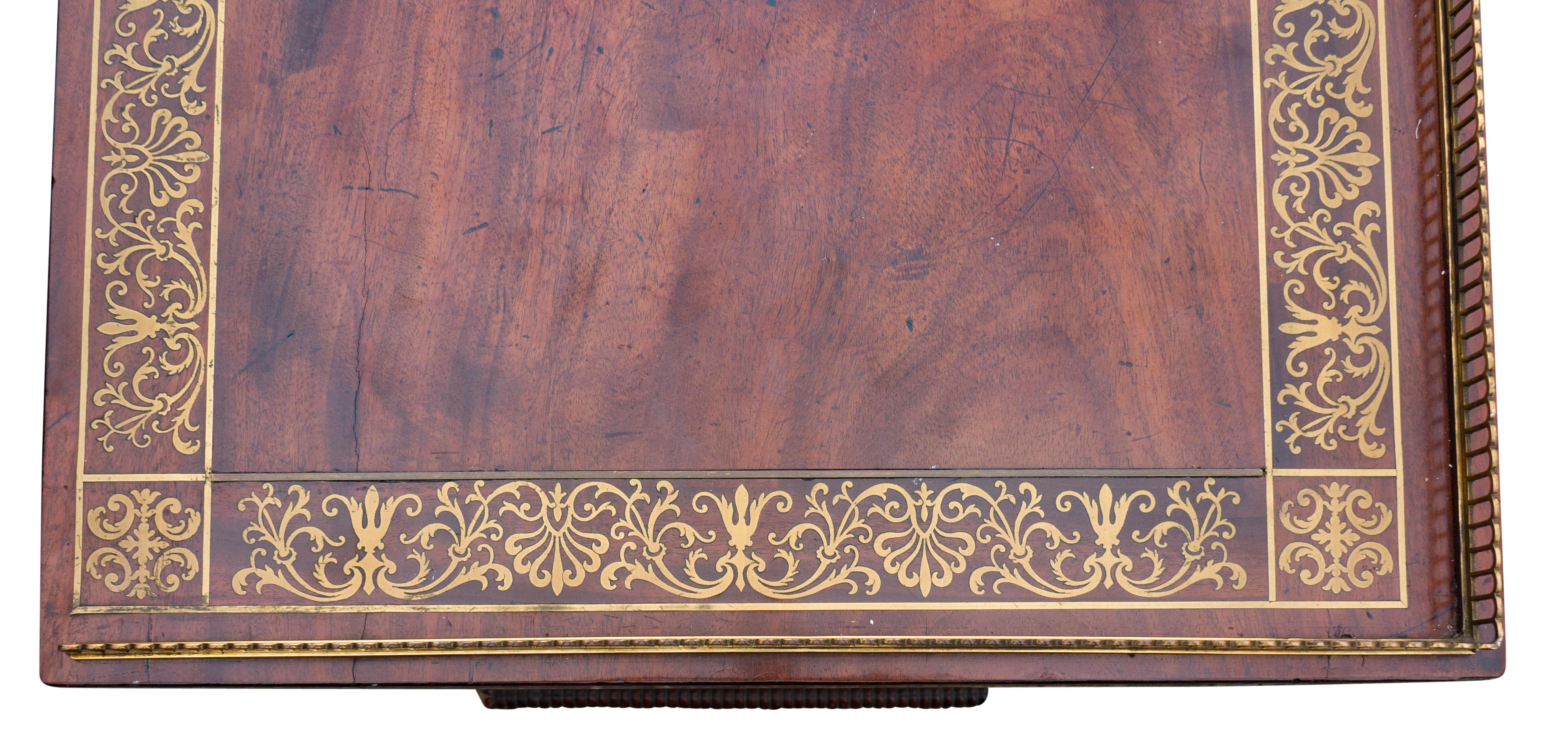 Credenza Regency in mogano e ottone intarsiato proveniente da Westport House, Irlanda in vendita 5