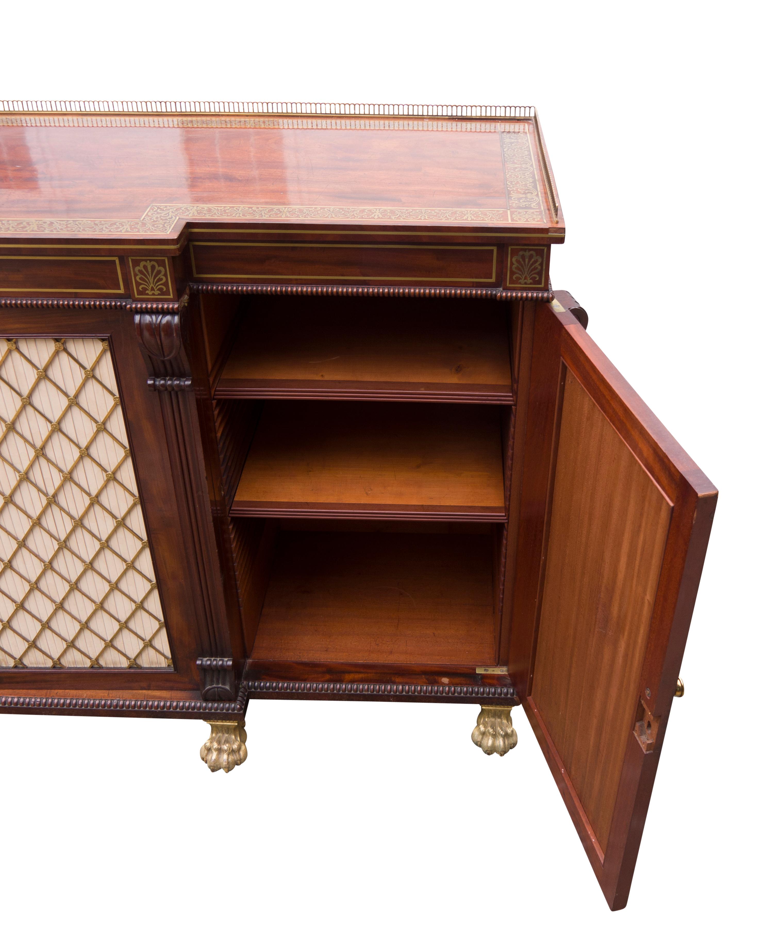 Credenza Regency in mogano e ottone intarsiato proveniente da Westport House, Irlanda in vendita 7