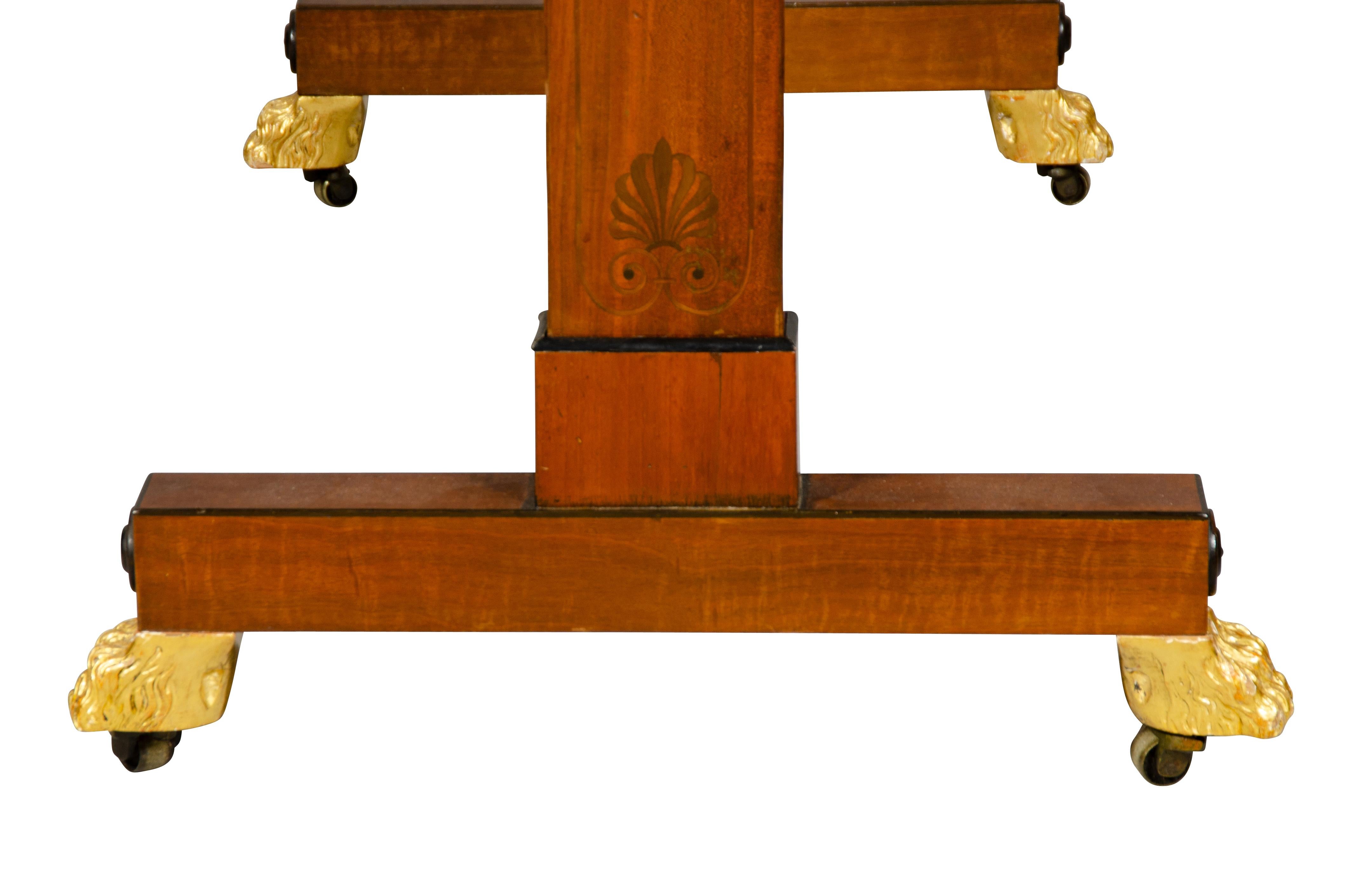 Schreibtisch aus Mahagoni mit Intarsien im Regency-Stil im Angebot 13