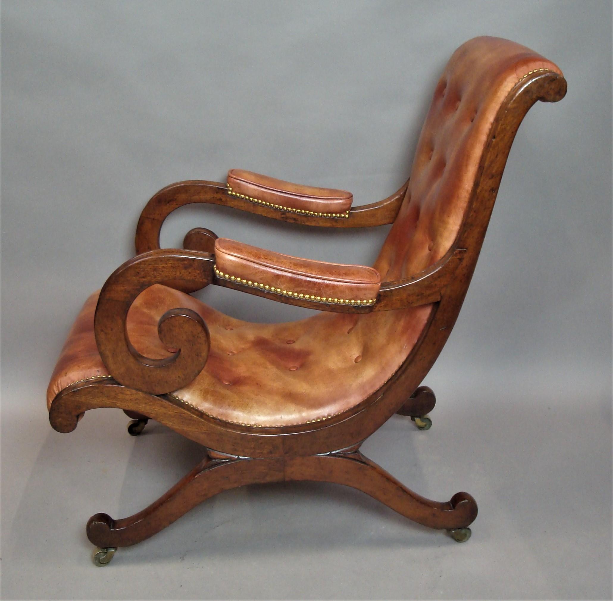 Regency Mahogany and Leather Library Chair In Good Condition For Sale In Moreton-in-Marsh, Gloucestershire