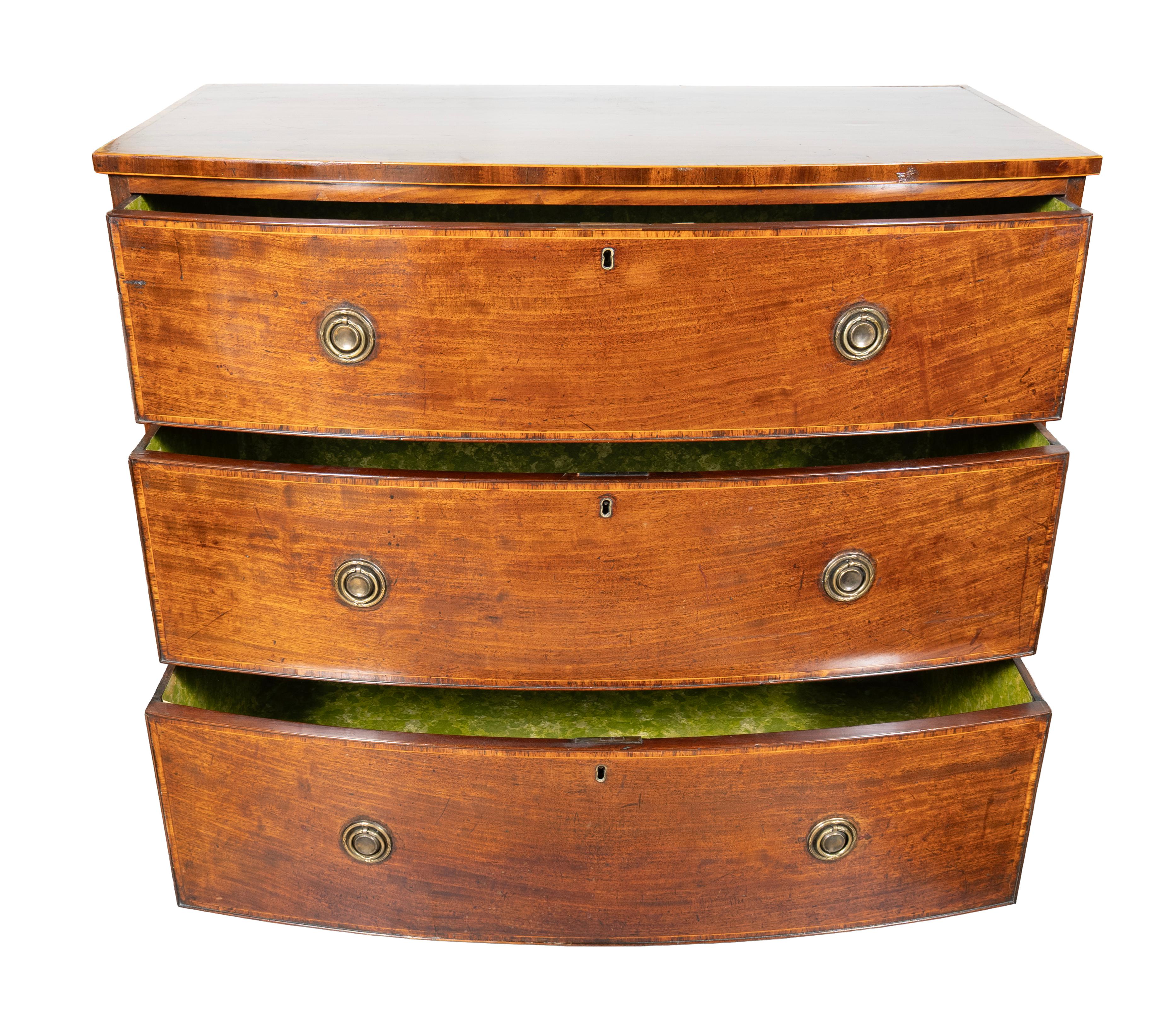 Regency Mahogany And Rosewood Banded Chest Of Drawers For Sale 1