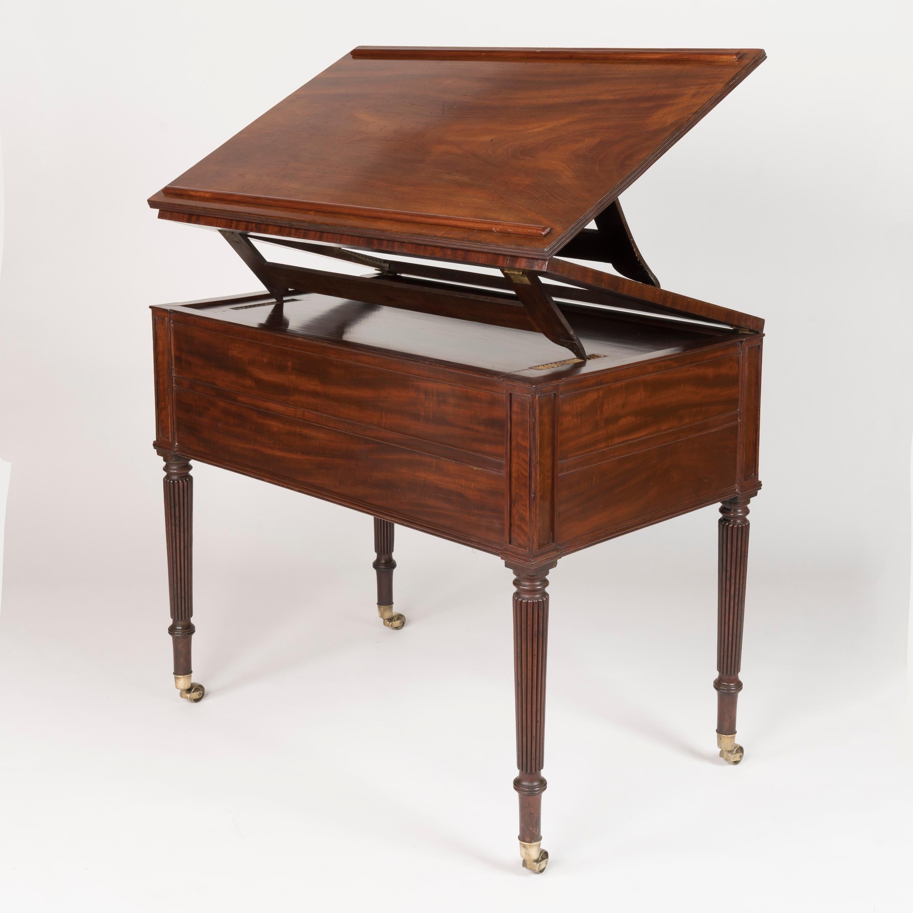 XIXe siècle Table d'architecte Regency en acajou par Gillows, Angleterre, vers 1815 en vente