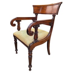 Sedia a bracci Regency in mogano, circa 1825