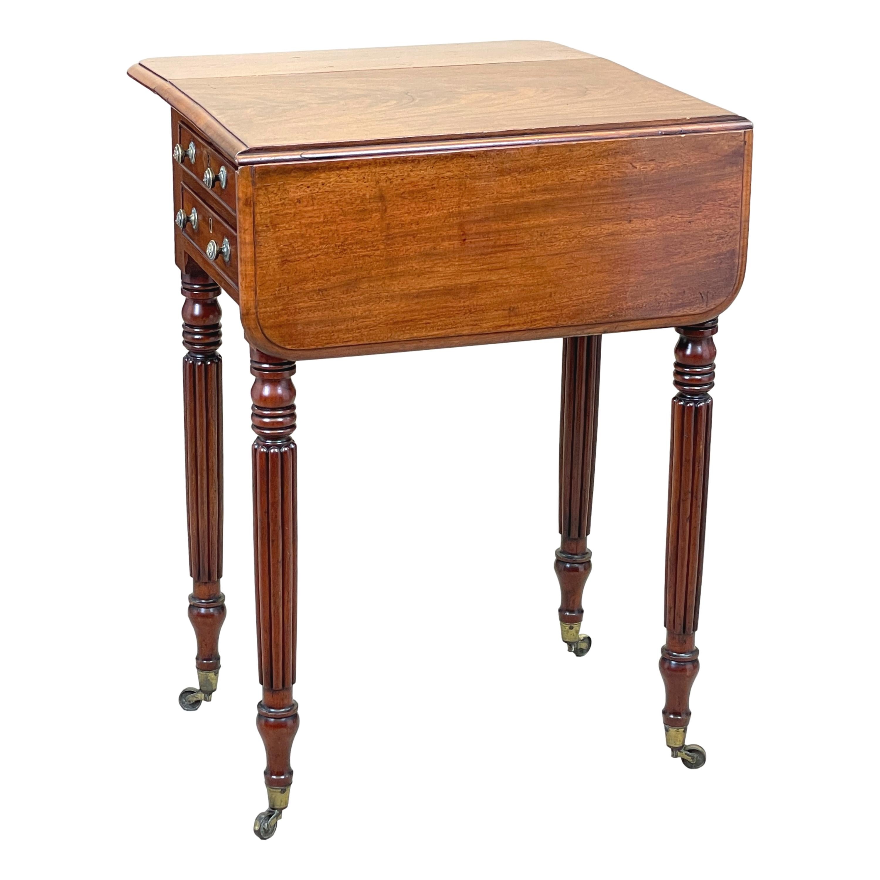 Regency Mahogany Baby Pembroke Table 2