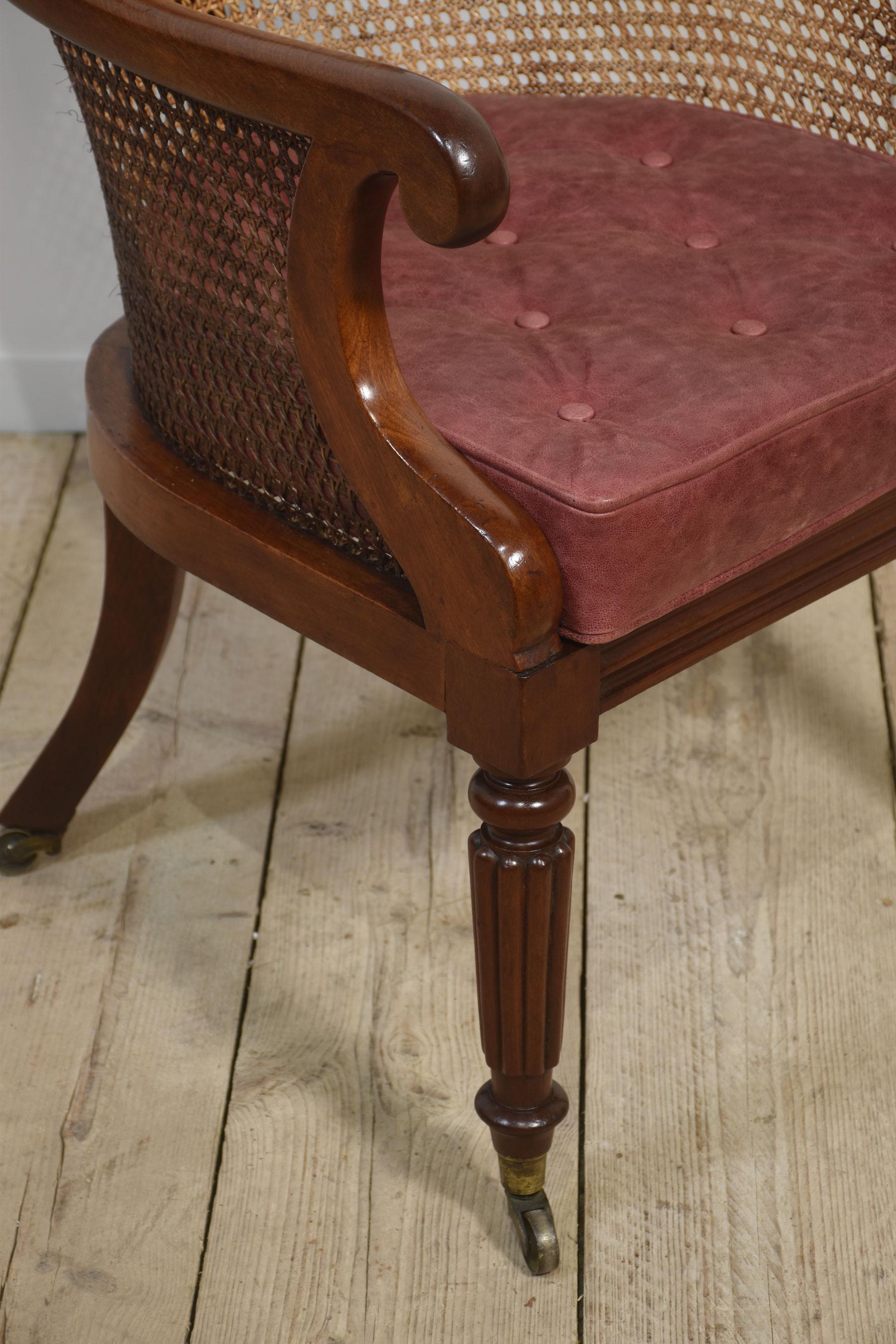 Regency-Sessel Bergere aus Mahagoni (Holz) im Angebot