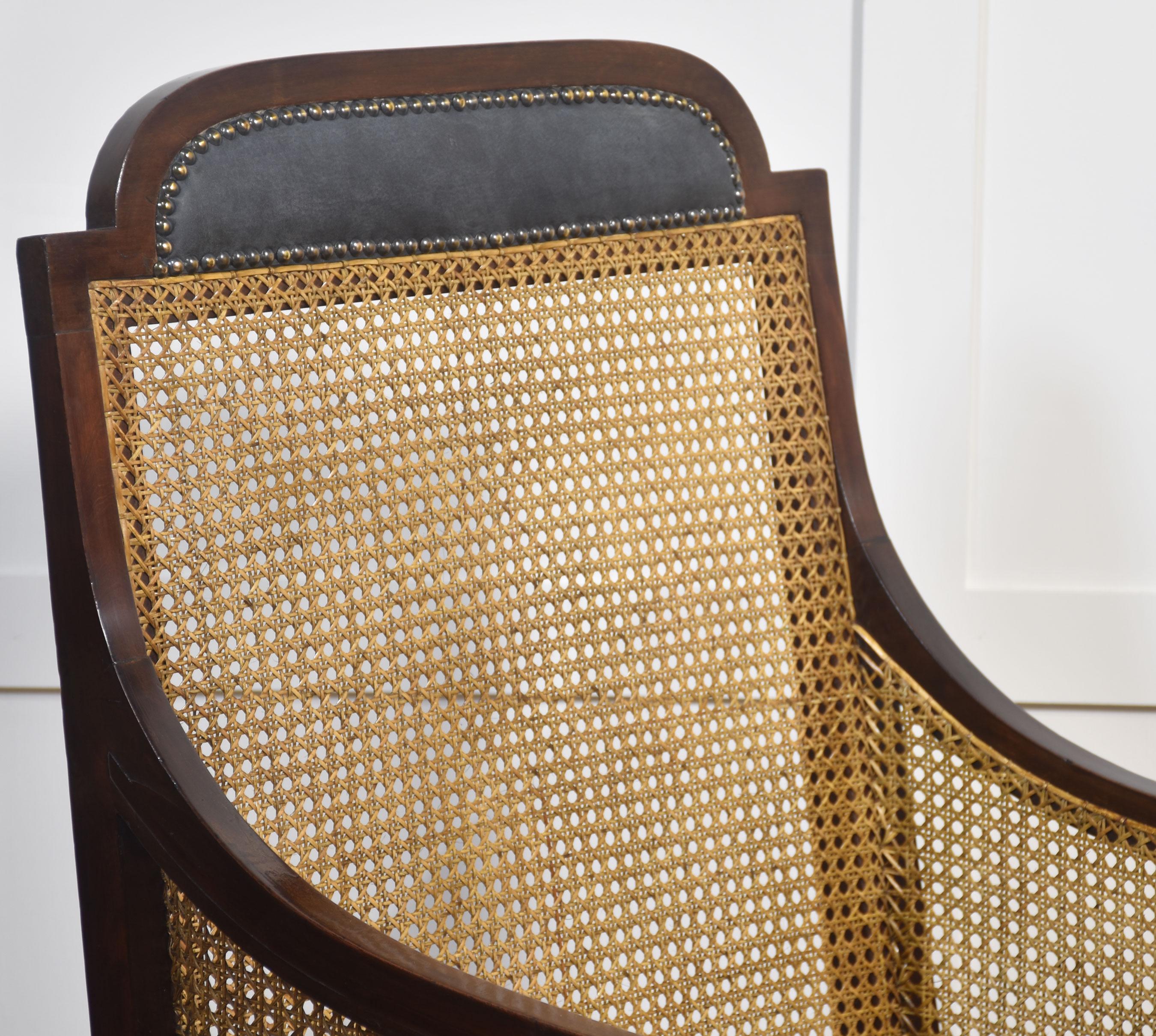 Poltrona bergere Regency in mogano in vendita 2