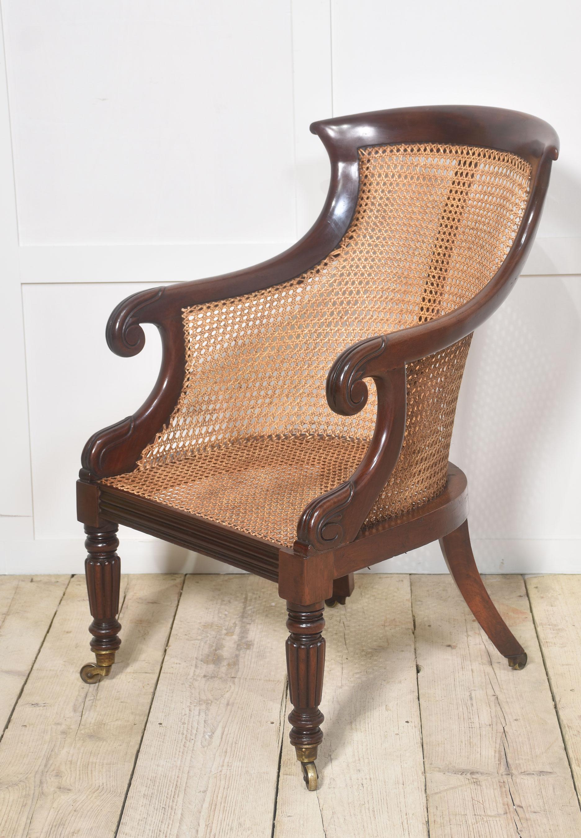 Poltrona Bergere in mogano Regency in vendita 3