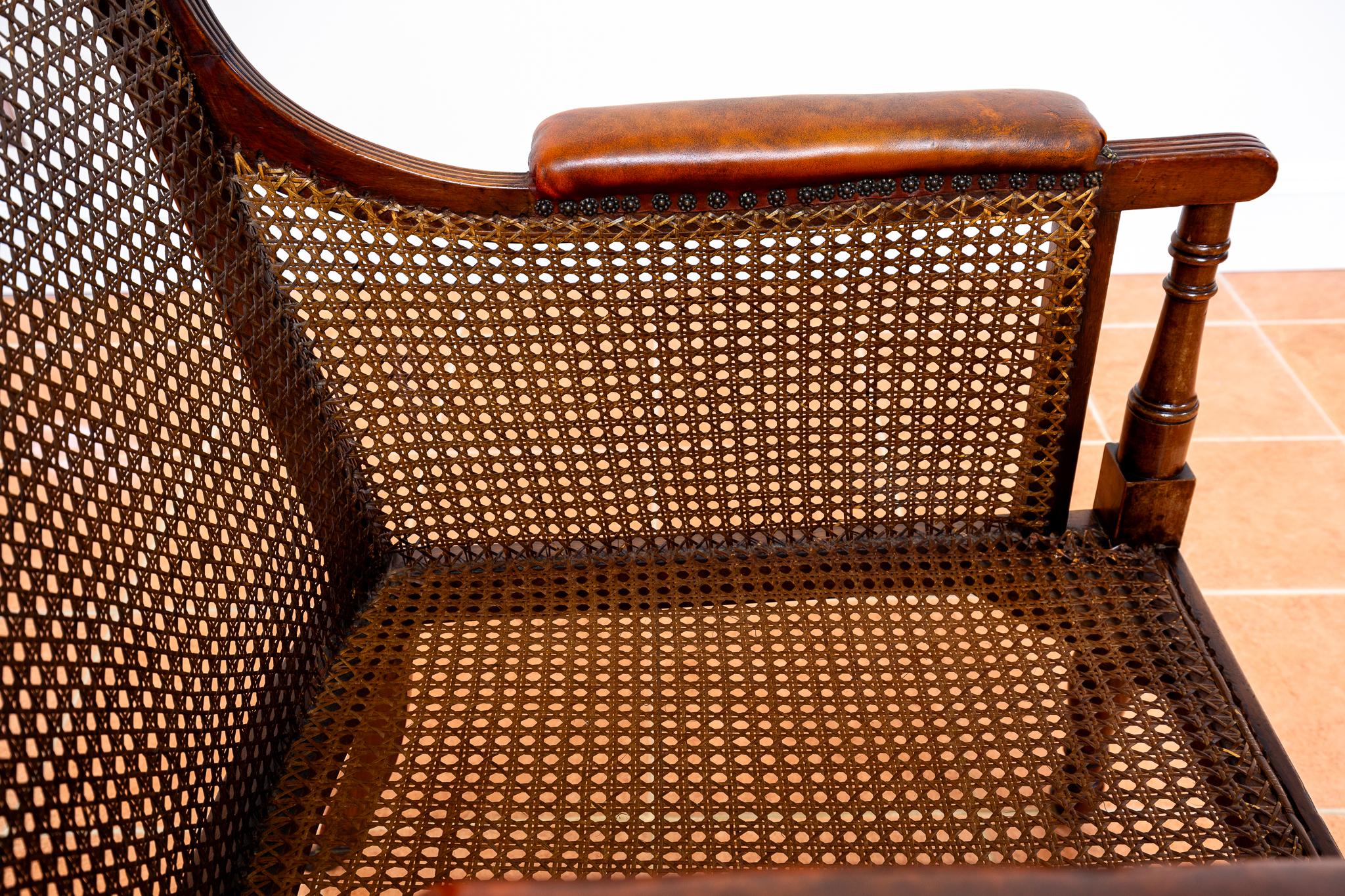 Regency Mahogany Bergere Leather Library Chair 1810-1820 Georgian Red Armchair For Sale 10
