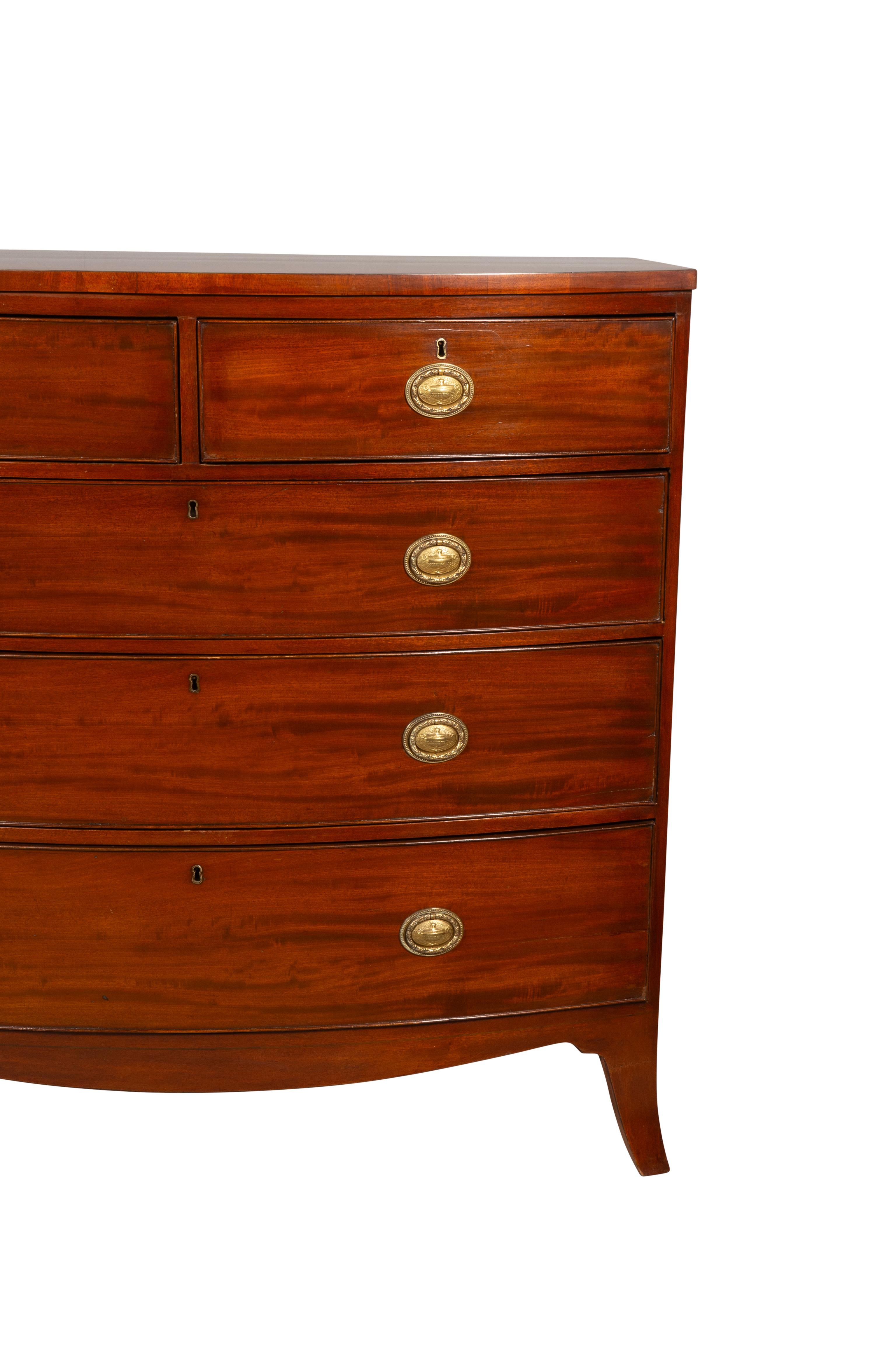 Regency Mahogany Bow front Chest Of Drawers For Sale 4