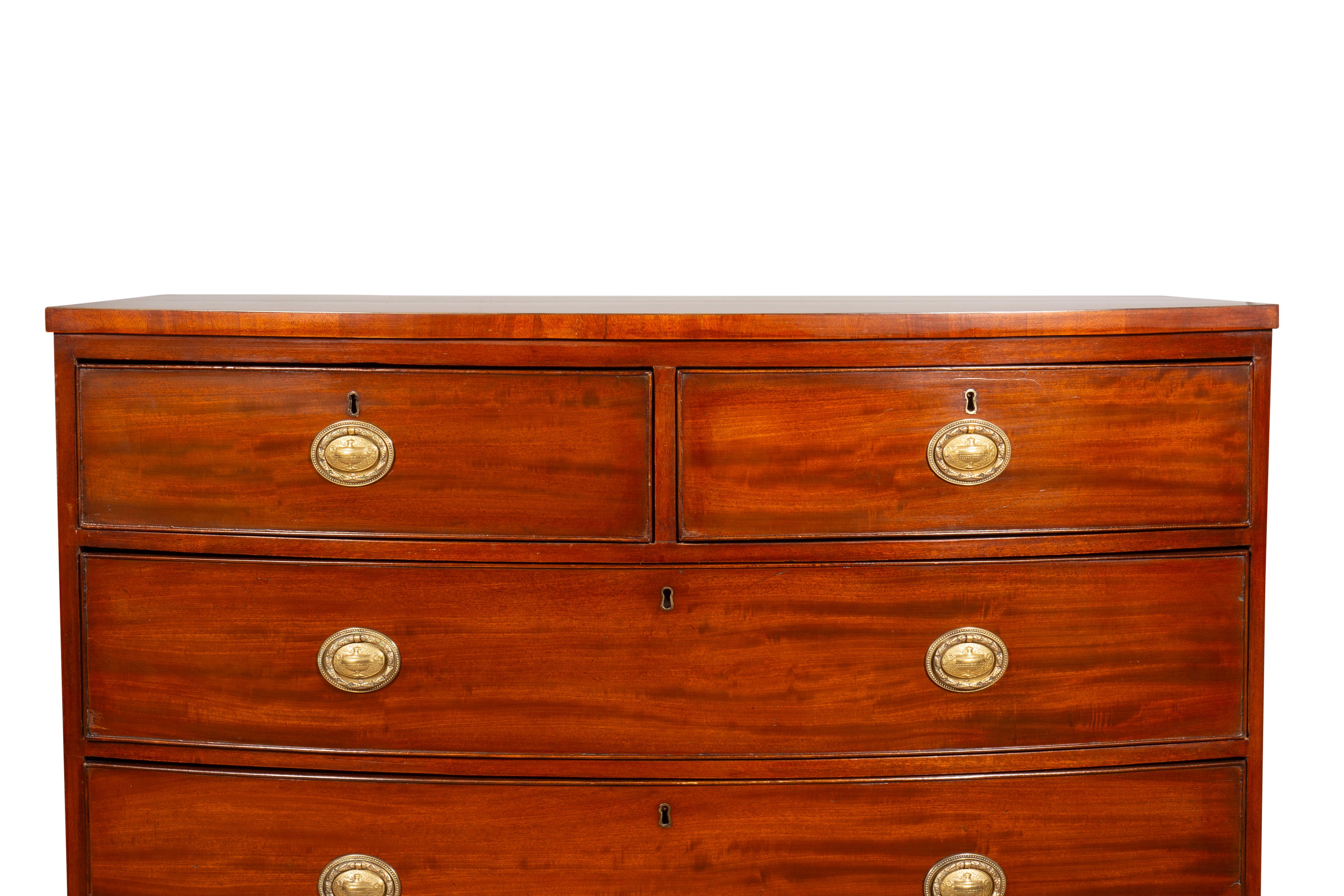 Regency Mahogany Bow front Chest Of Drawers For Sale 6