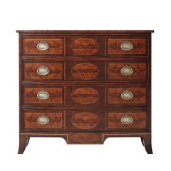 Commode Regency en acajou à façade arquée