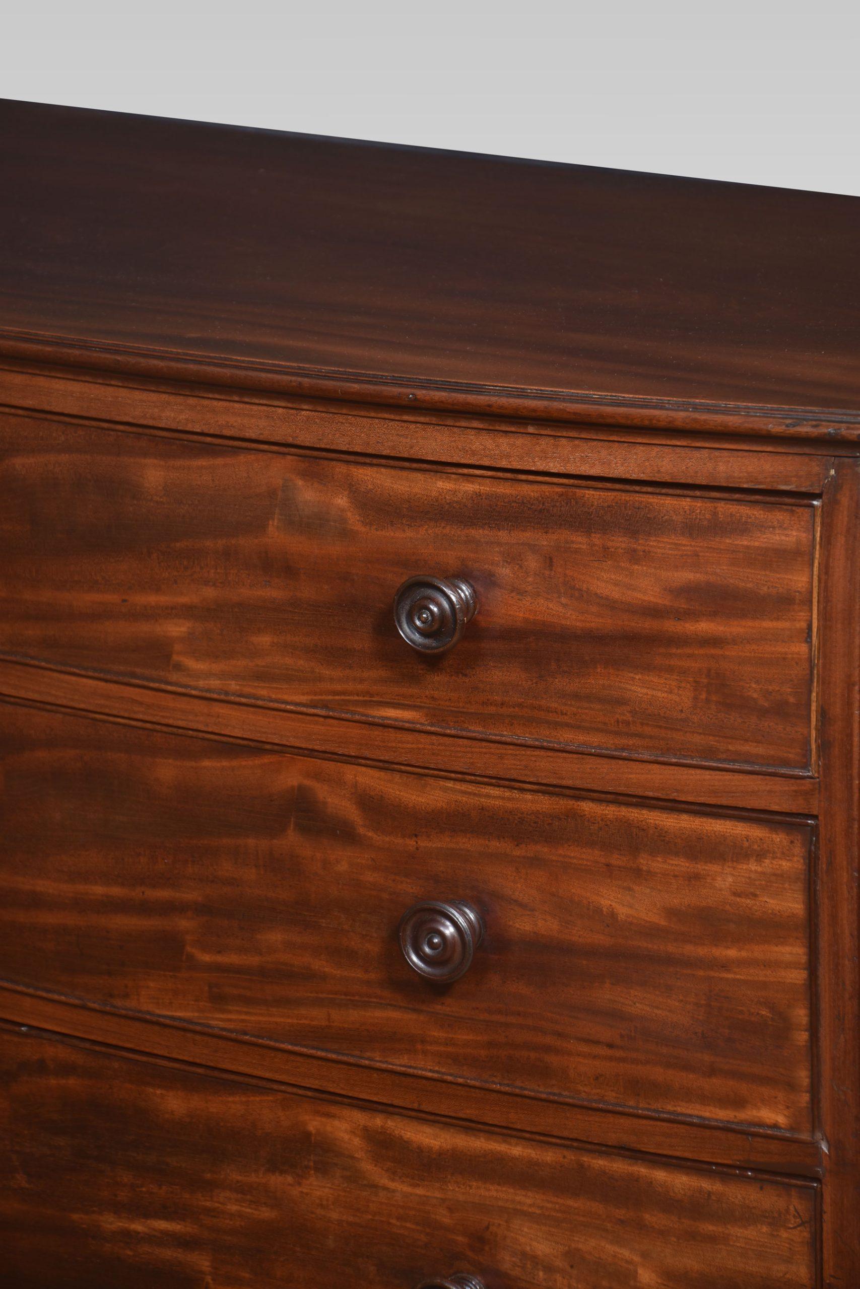 Wood Regency mahogany bow front chest of drawers For Sale