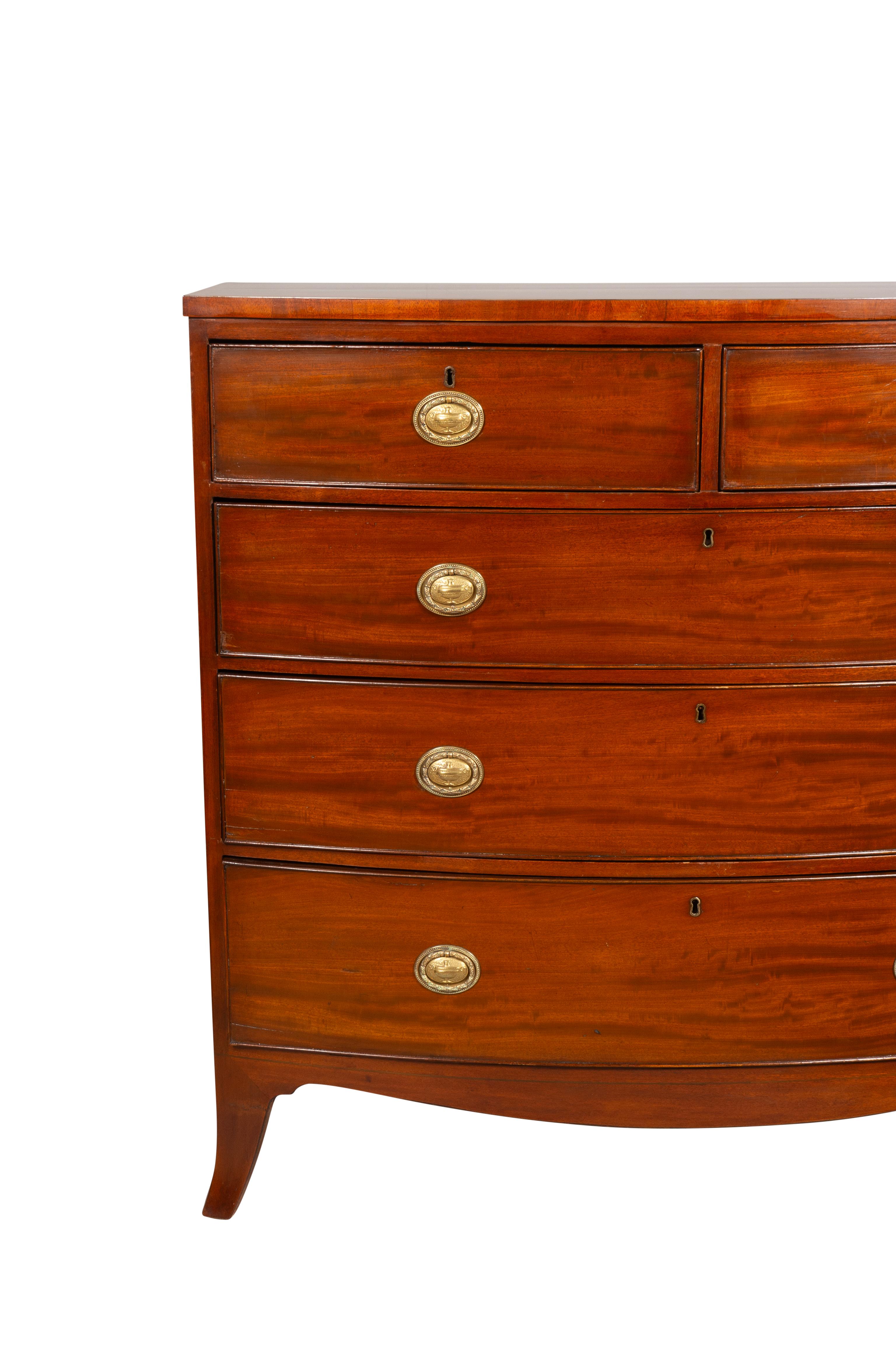 Regency Mahogany Bow front Chest Of Drawers For Sale 3