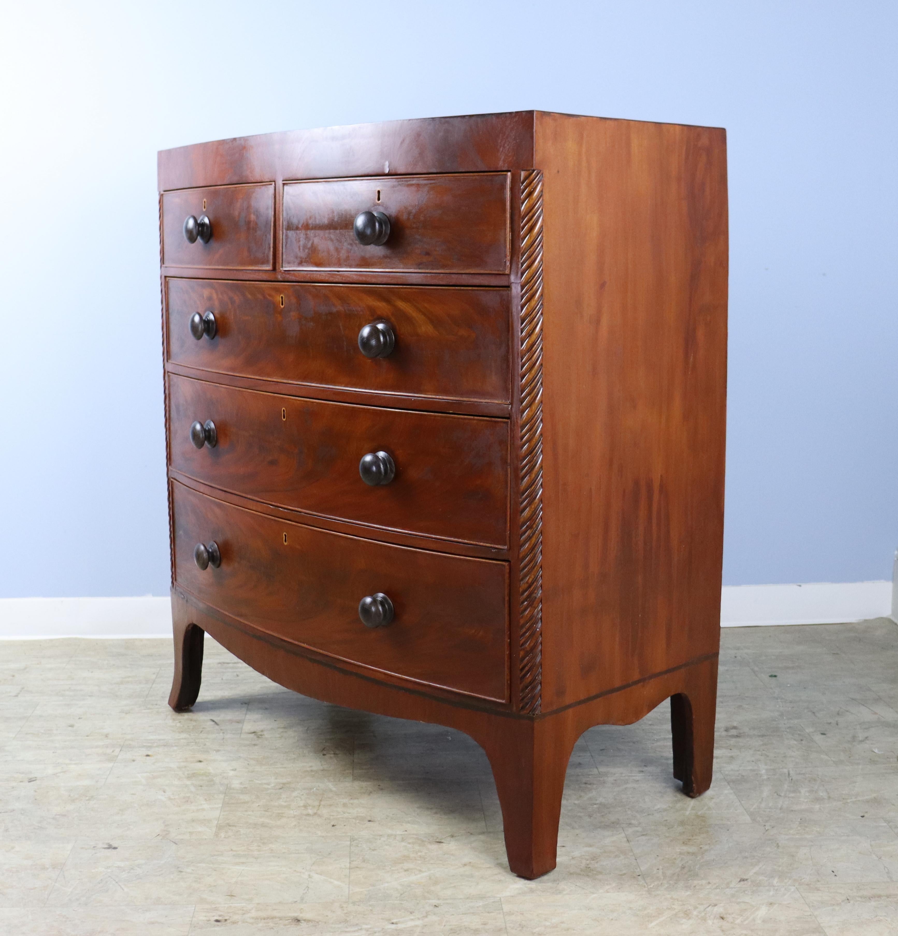 Regency Mahogany Bowfront Chest of Drawers, Tea Caddy Top, Original Feet In Good Condition For Sale In Port Chester, NY
