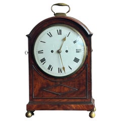 Horloge de style Régence en acajou