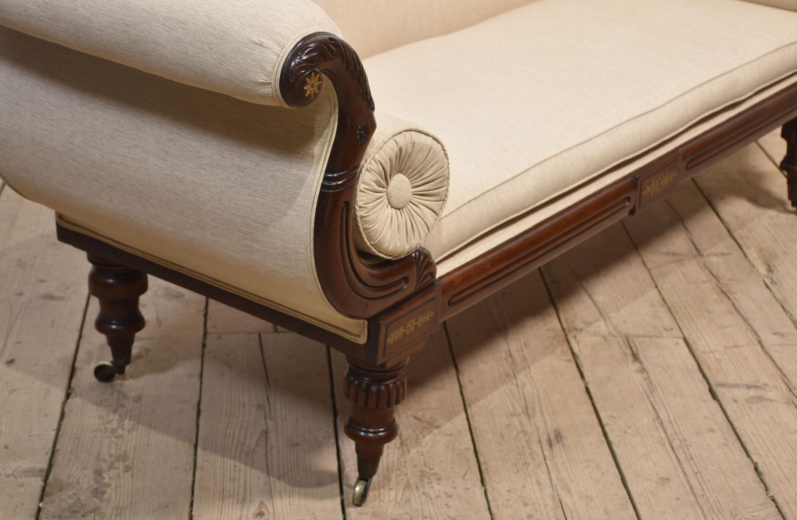 Regency mahogany brass inlaid settee For Sale 5