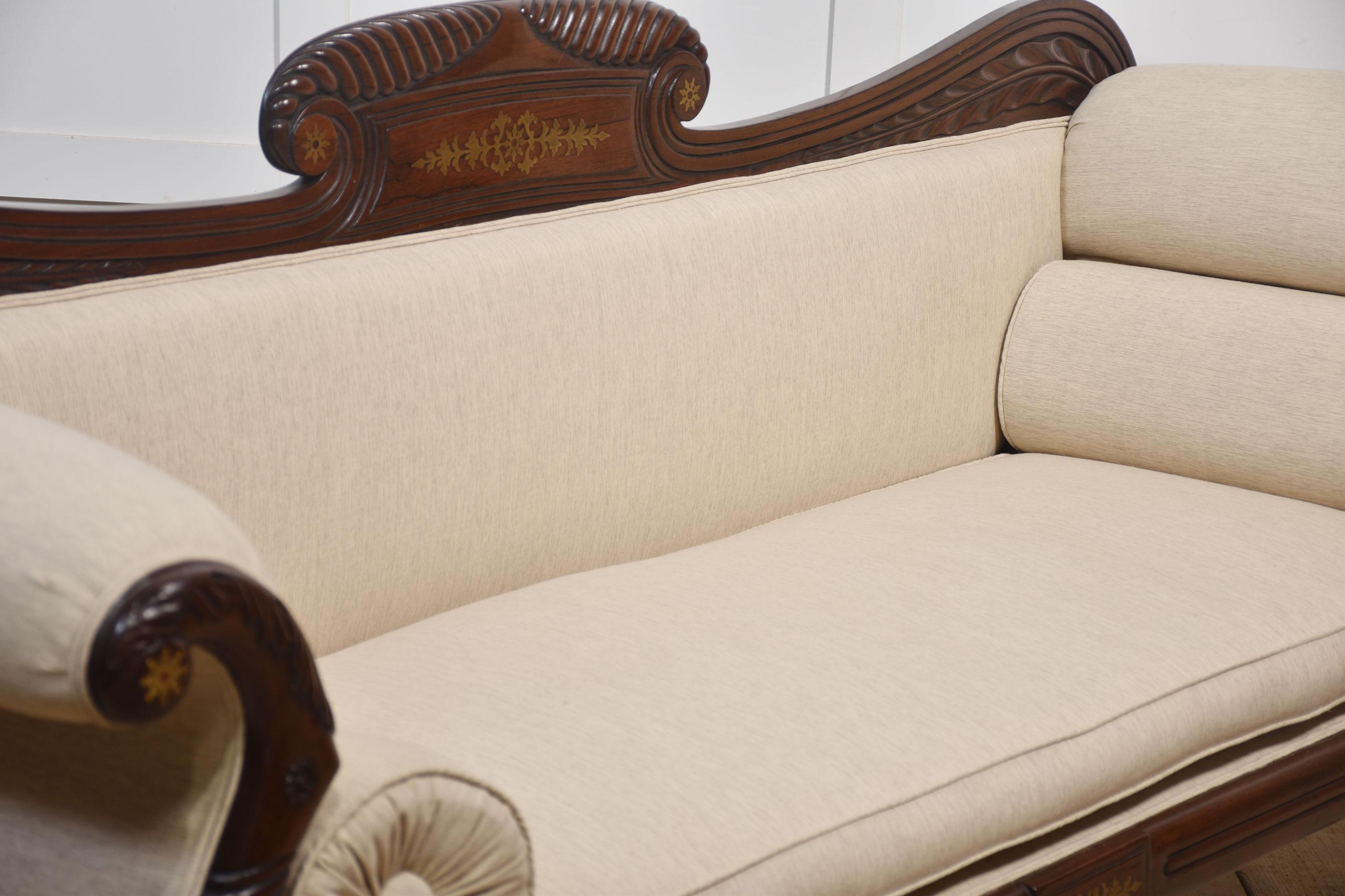 Regency mahogany brass inlaid settee For Sale 7