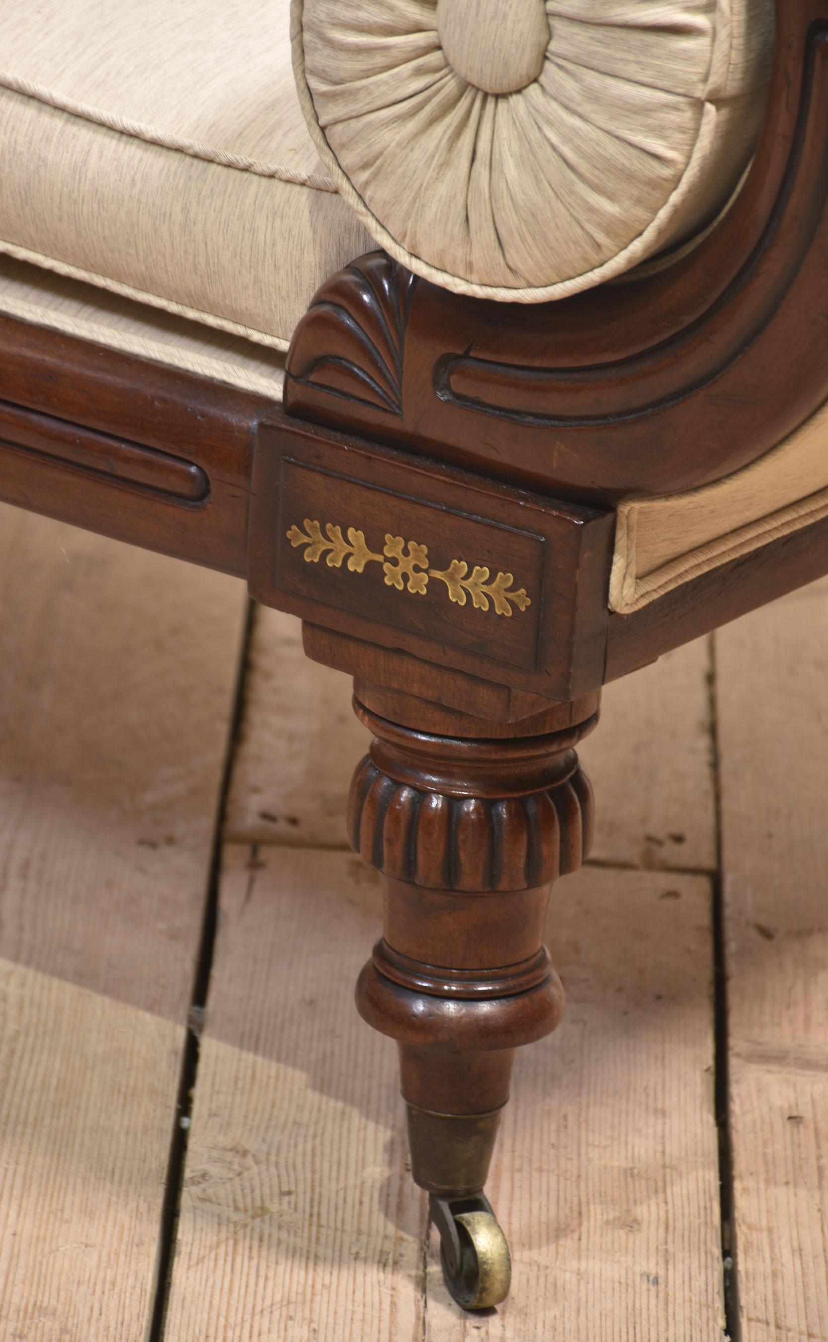 Regency mahogany brass inlaid settee For Sale 3
