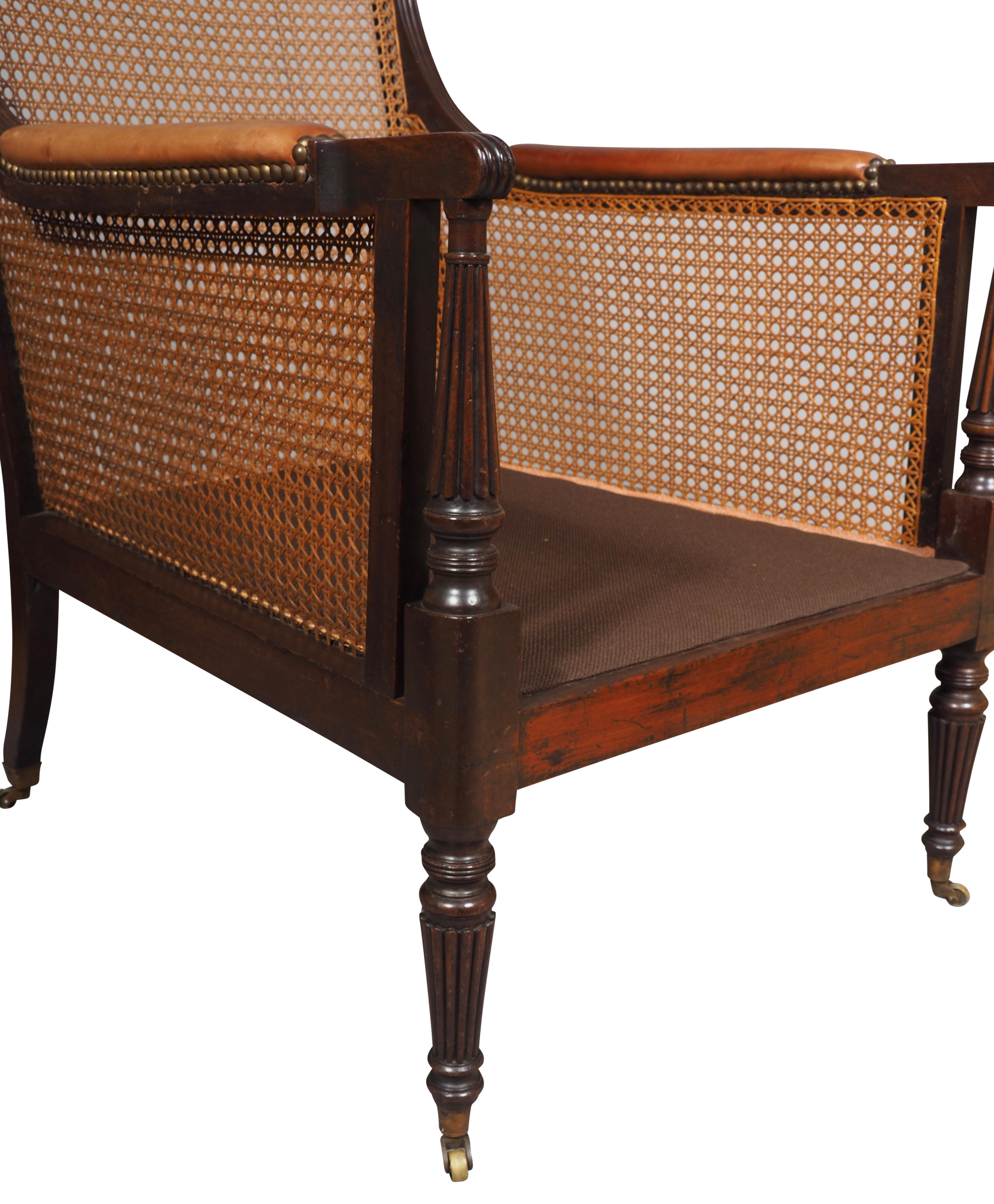Regency Acajou canné Bergere en vente 4