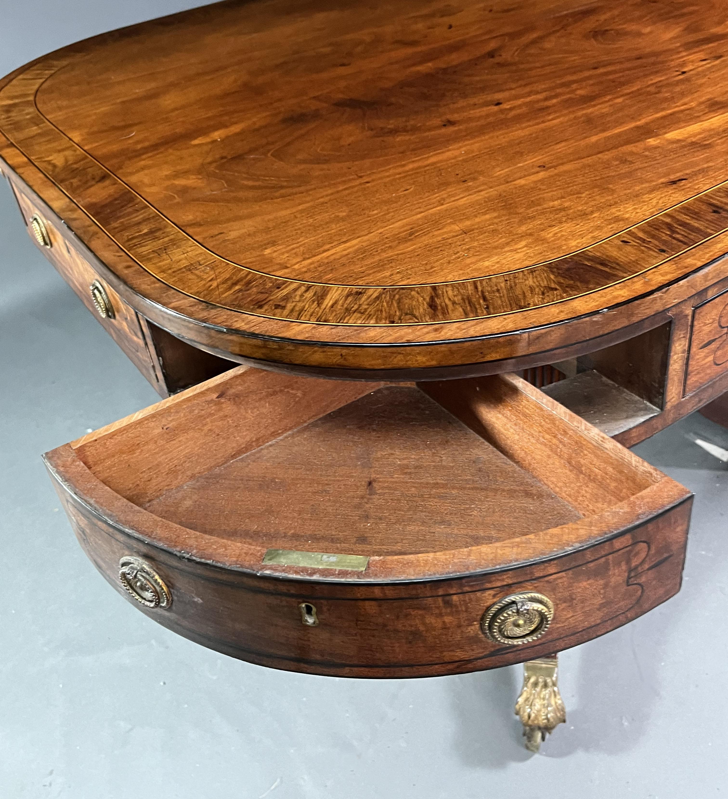 Regency Mahogany Centre Table in the manner of Gillows of Lancaster In Good Condition For Sale In Bradford-on-Avon, Wiltshire
