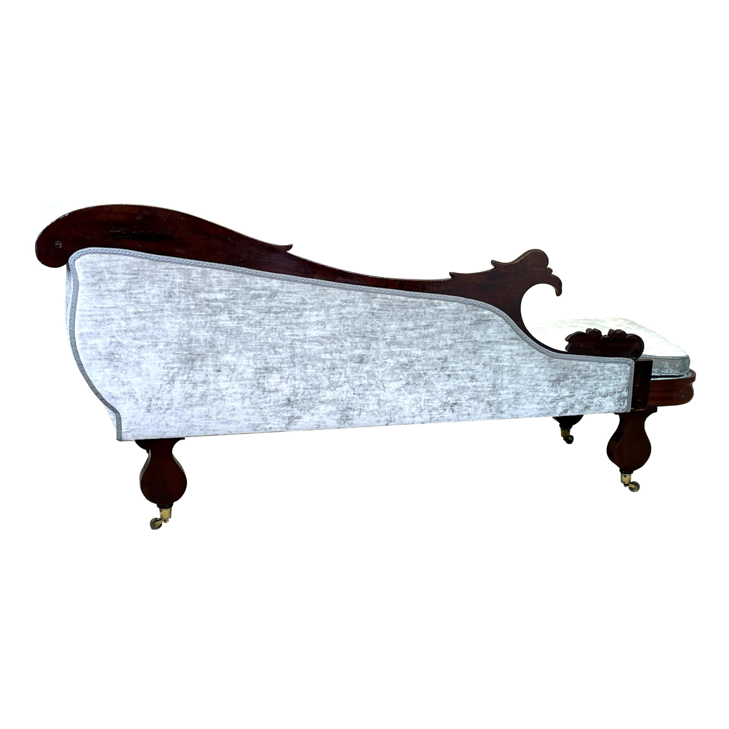 Regency Mahogany Chaise Longue In Good Condition In Bedfordshire, GB