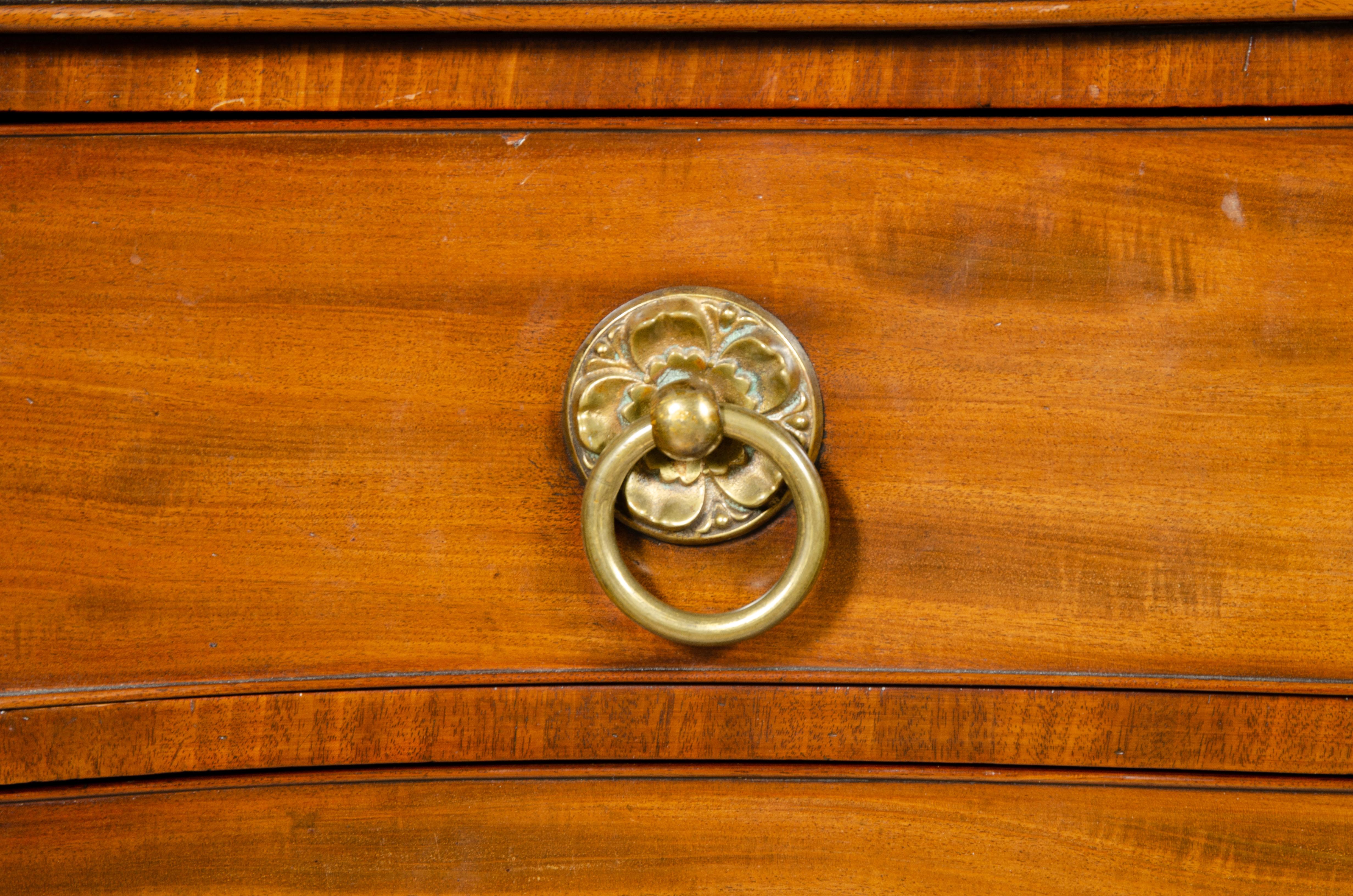 Regency Mahogany Chest Of Drawers For Sale 11