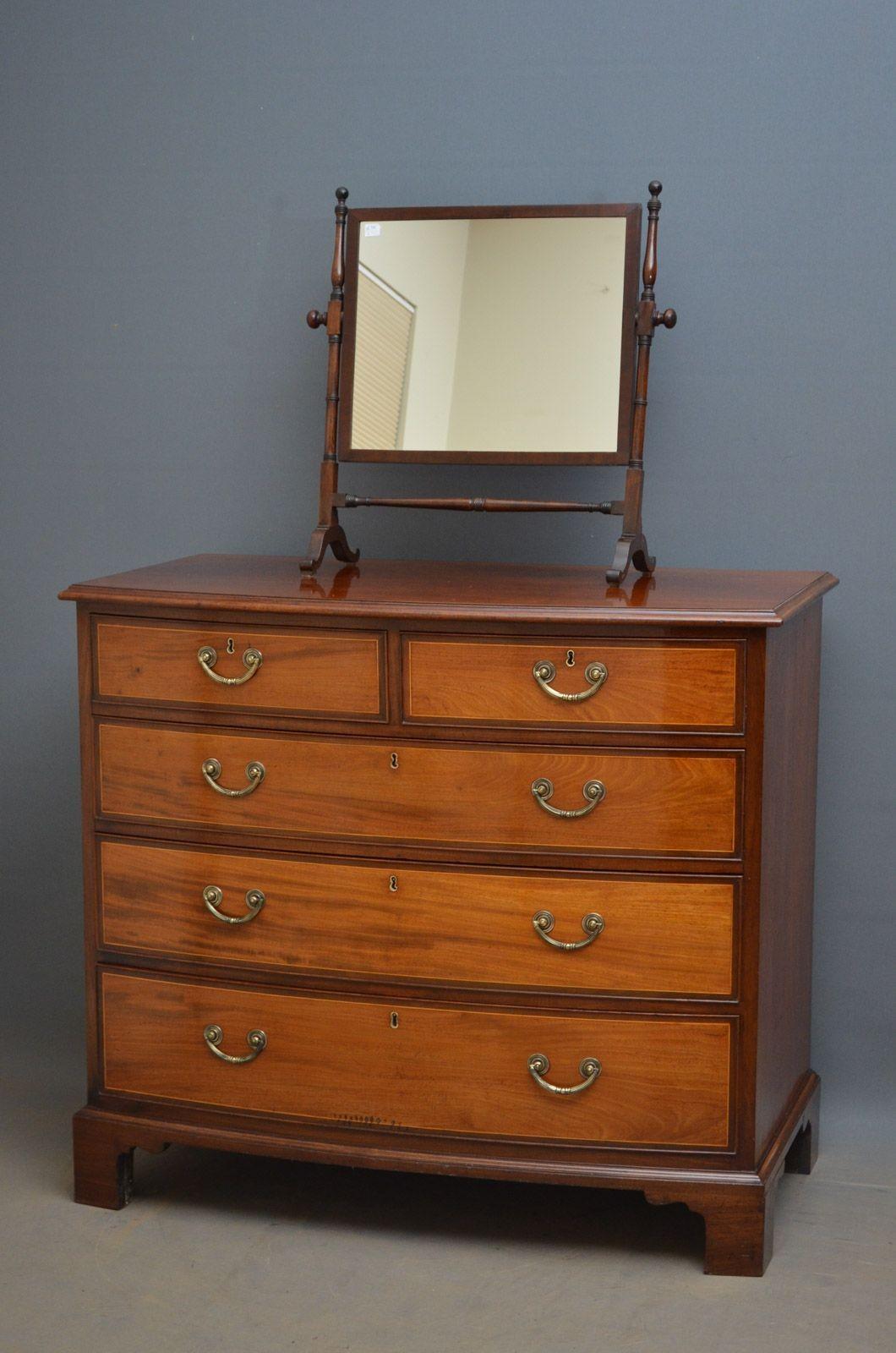 English Regency Mahogany Chest of Drawers For Sale