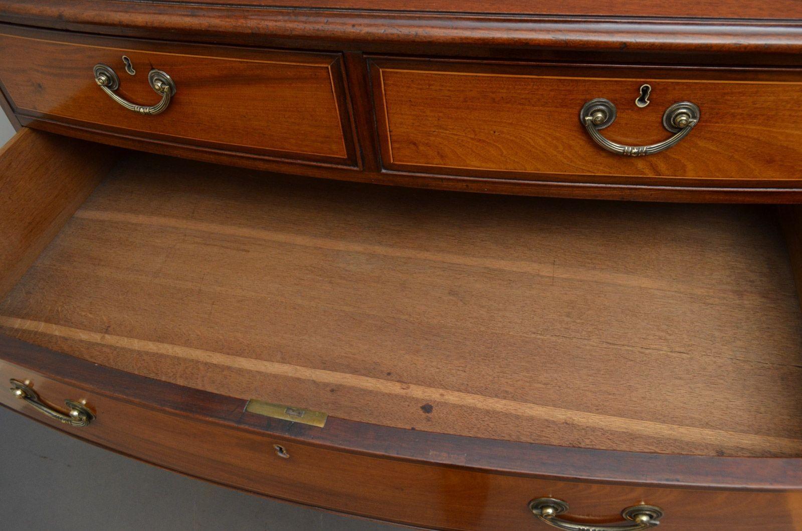 Regency Mahogany Chest of Drawers For Sale 2