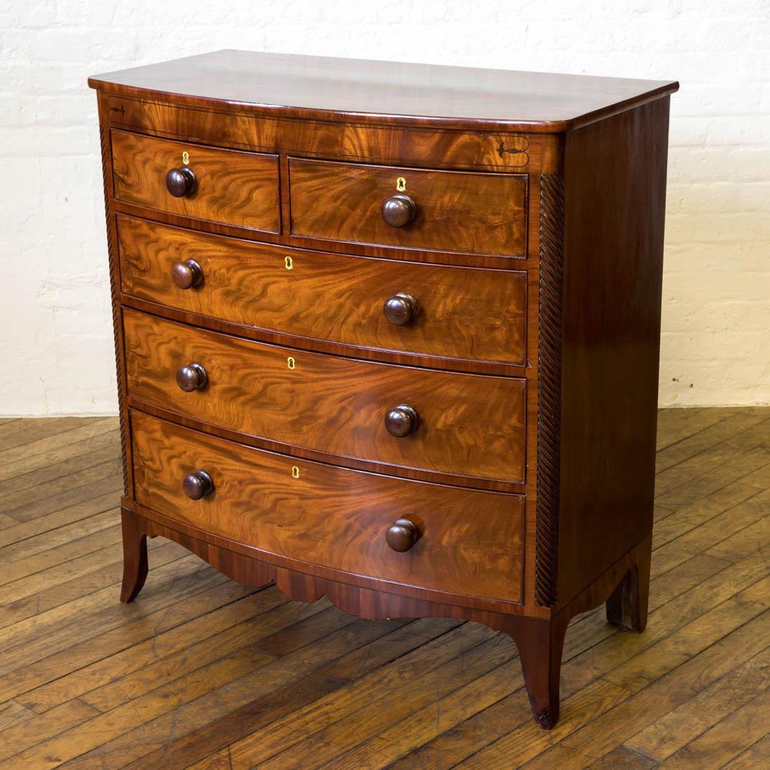 Early 19th Century Regency Mahogany Chest of Drawers For Sale