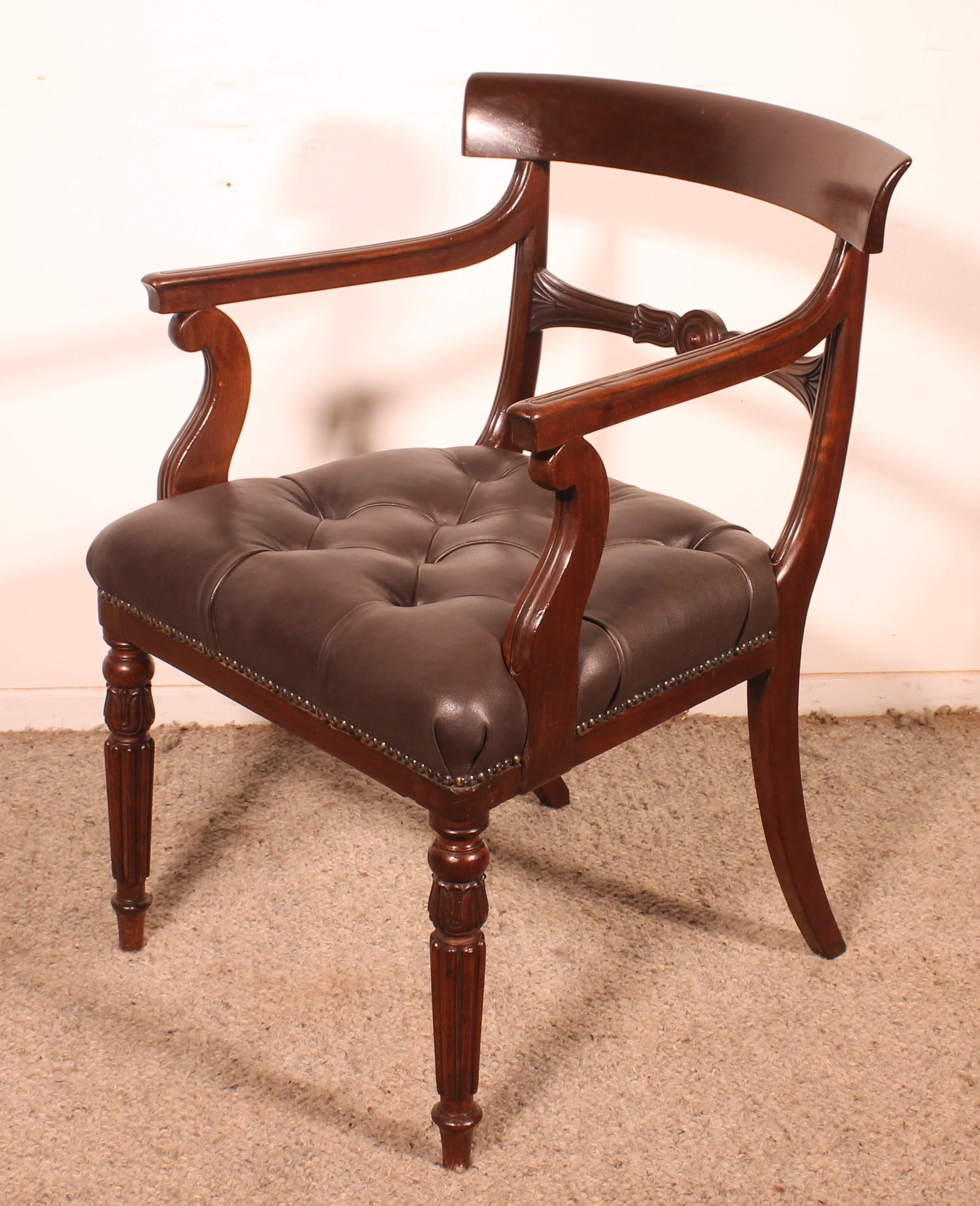 Regency-Schreibtischstuhl / Sessel aus Mahagoni im Regency-Stil, um 1810 im Angebot 6