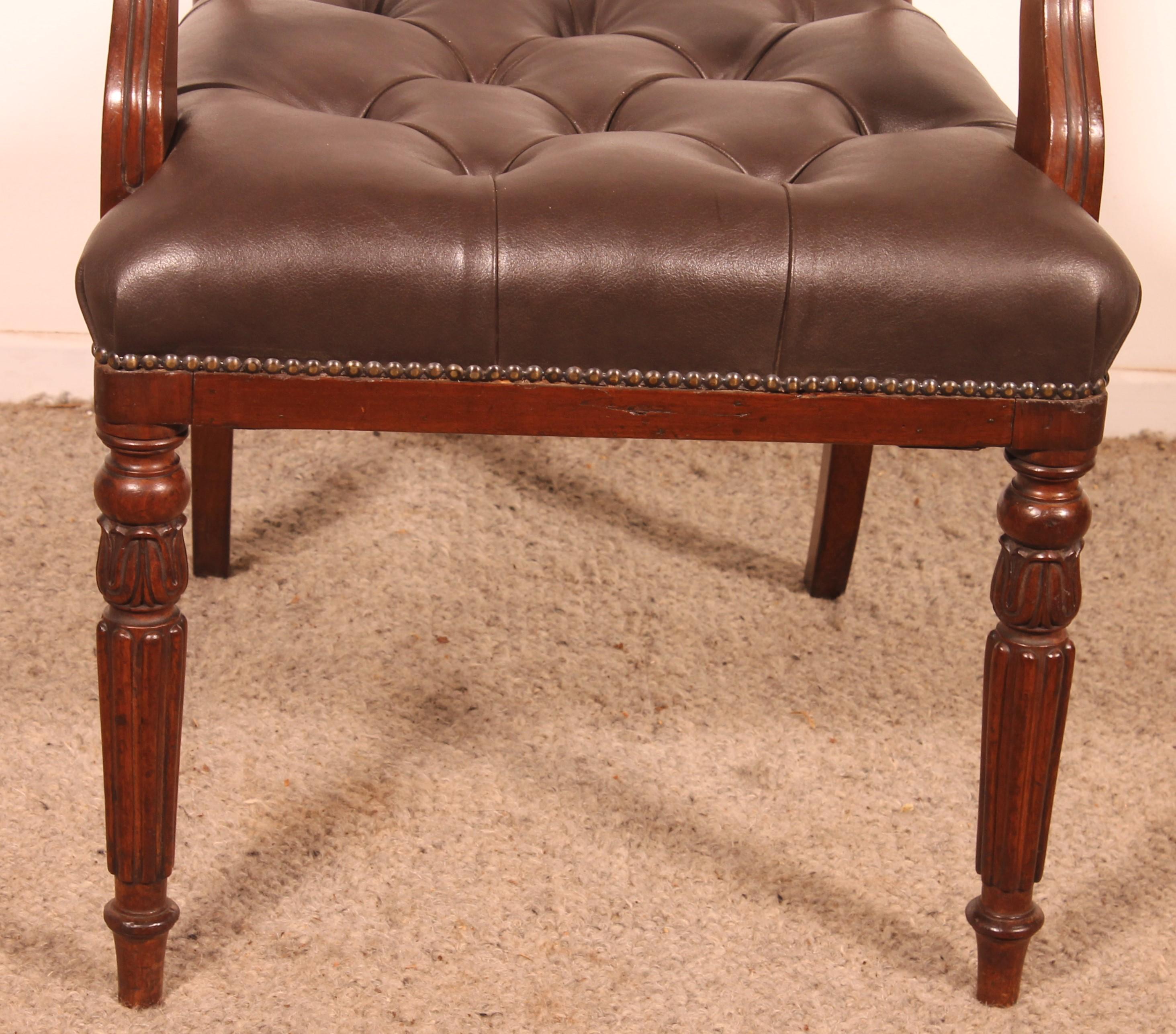 Regency-Schreibtischstuhl / Sessel aus Mahagoni im Regency-Stil, um 1810 (19. Jahrhundert) im Angebot