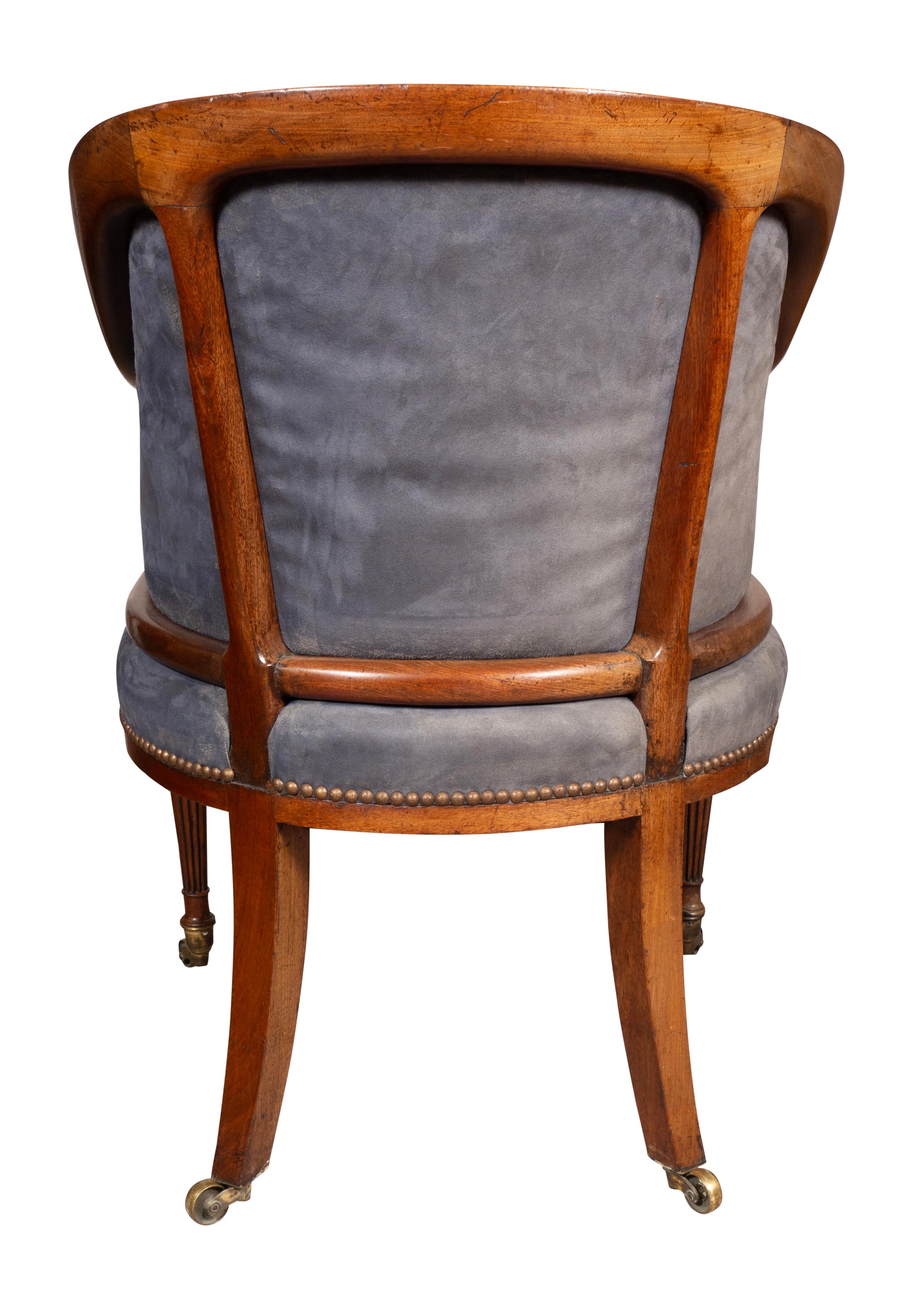 Regency Mahogany Desk Chair In Good Condition For Sale In Essex, MA
