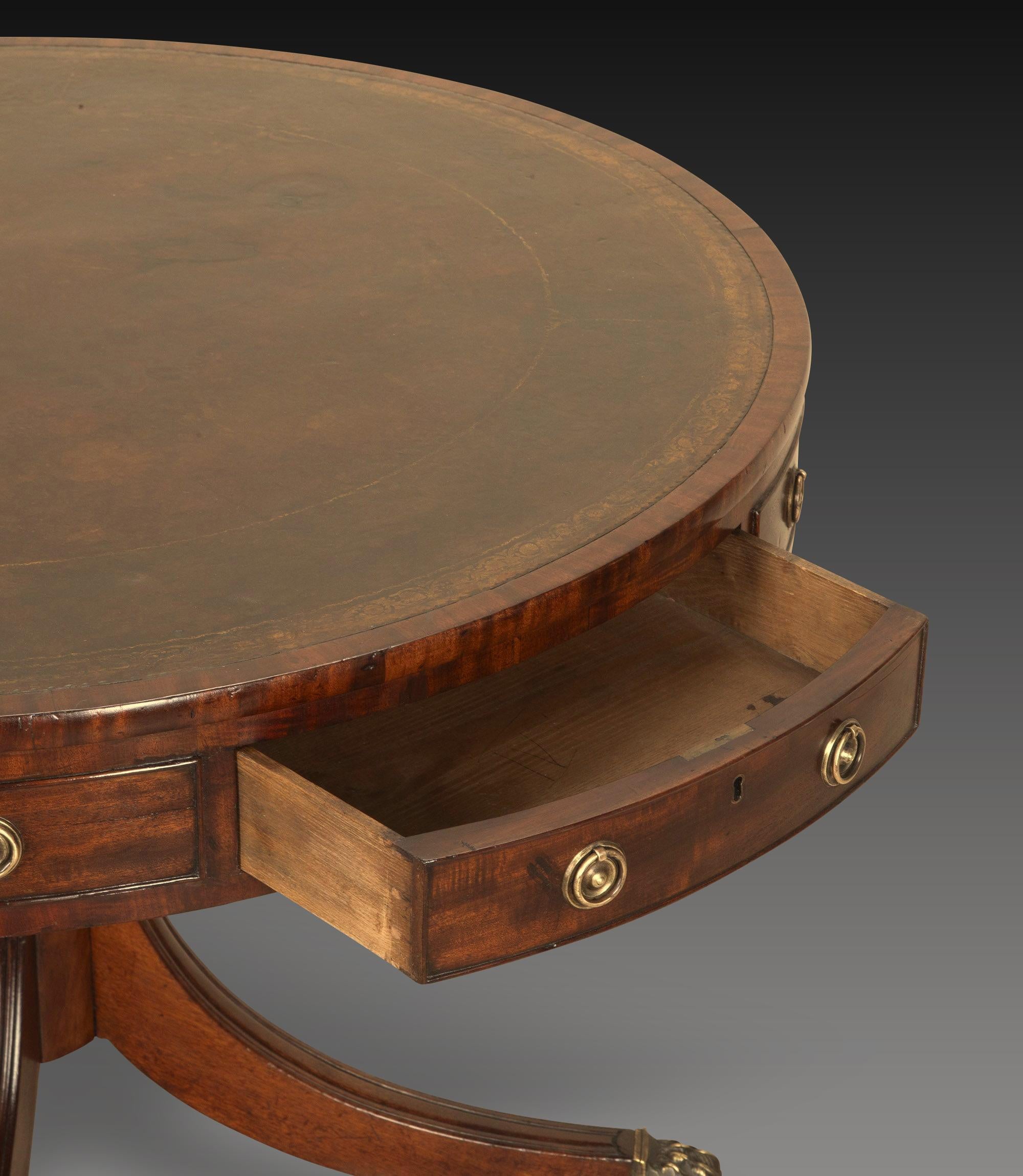 Regency Mahogany Drum Table en vente 4