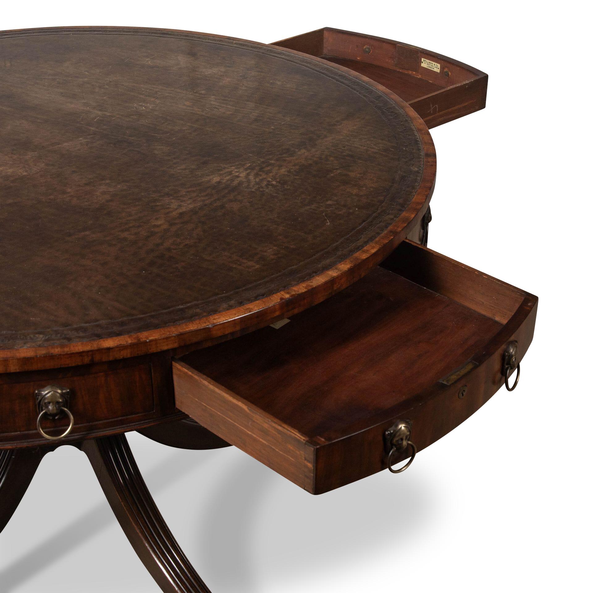 Regency Mahogany Drum Table In Good Condition For Sale In Shipston-On-Stour, GB