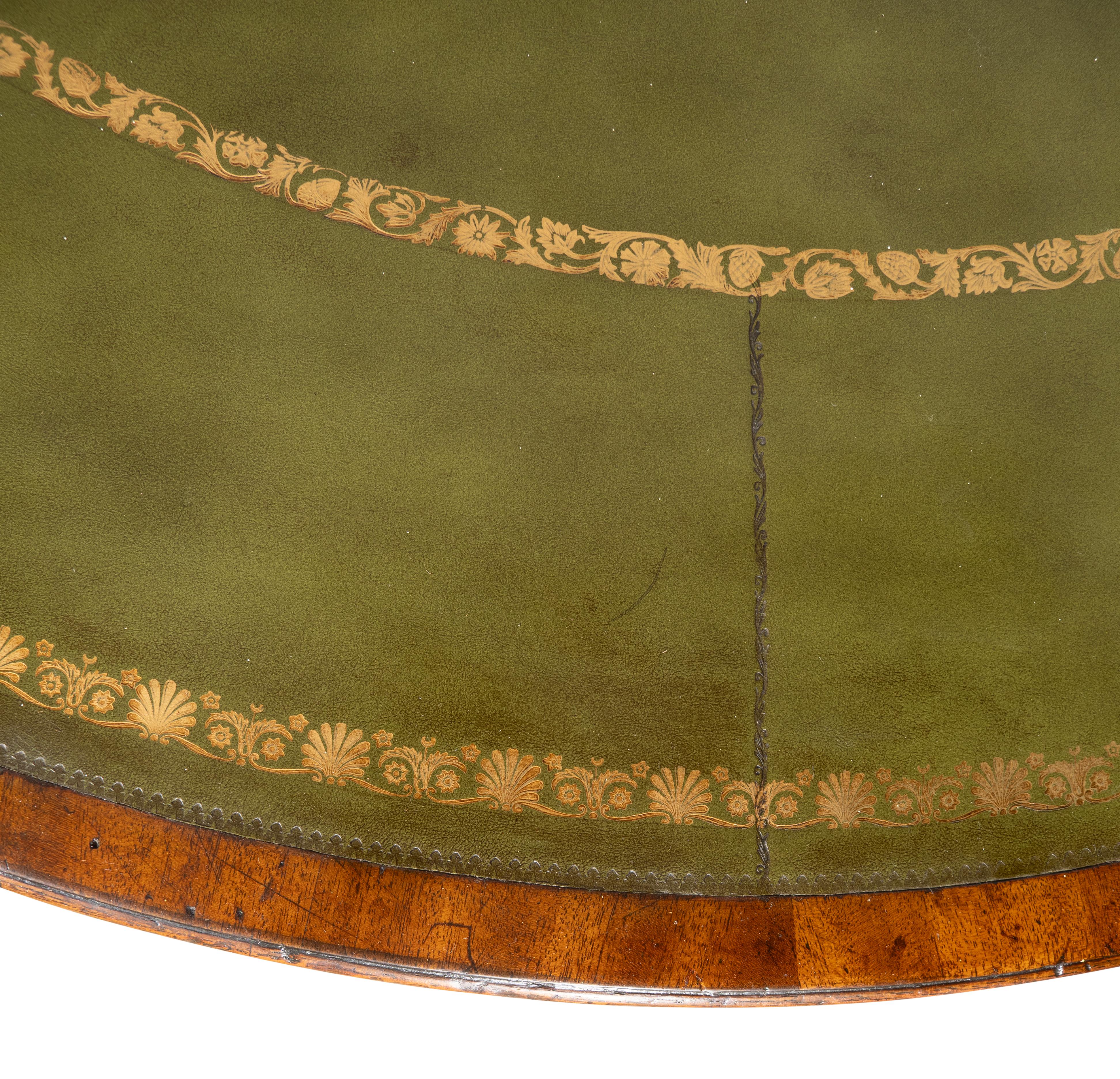 Table à tambour Regency en acajou en vente 2