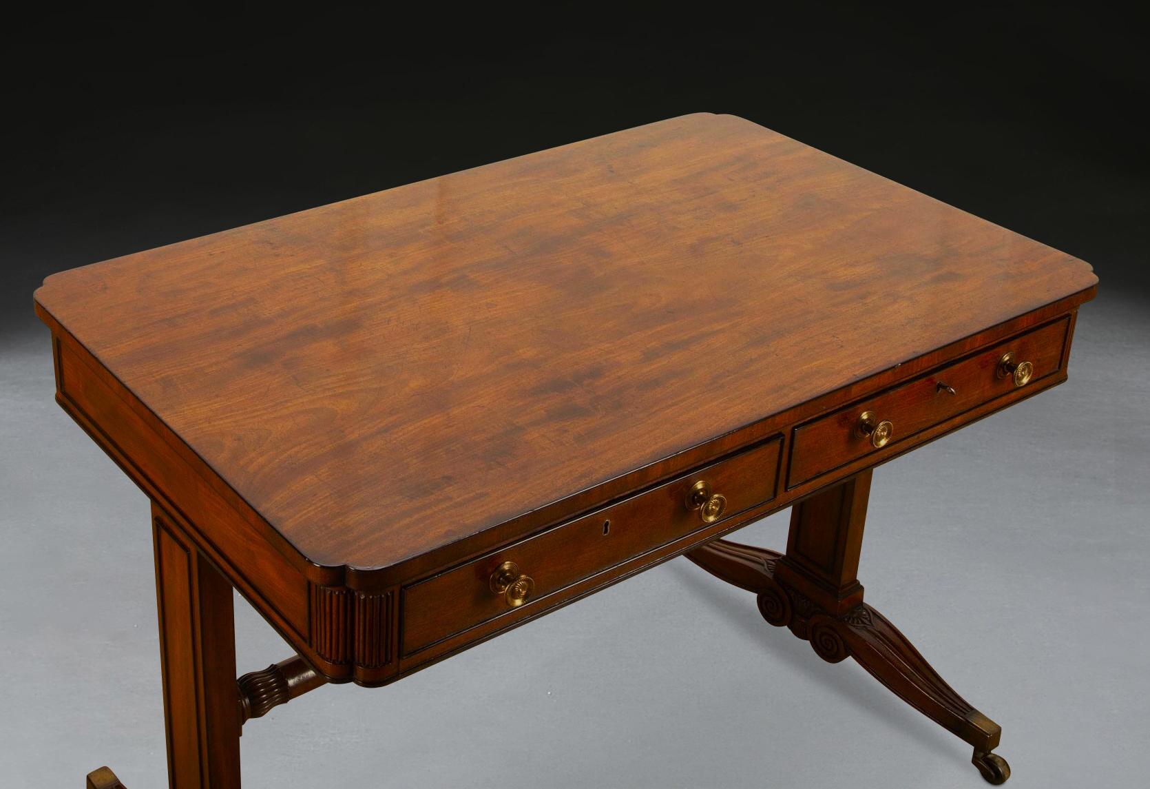Early 19th Century Regency Mahogany Freestanding Library Table