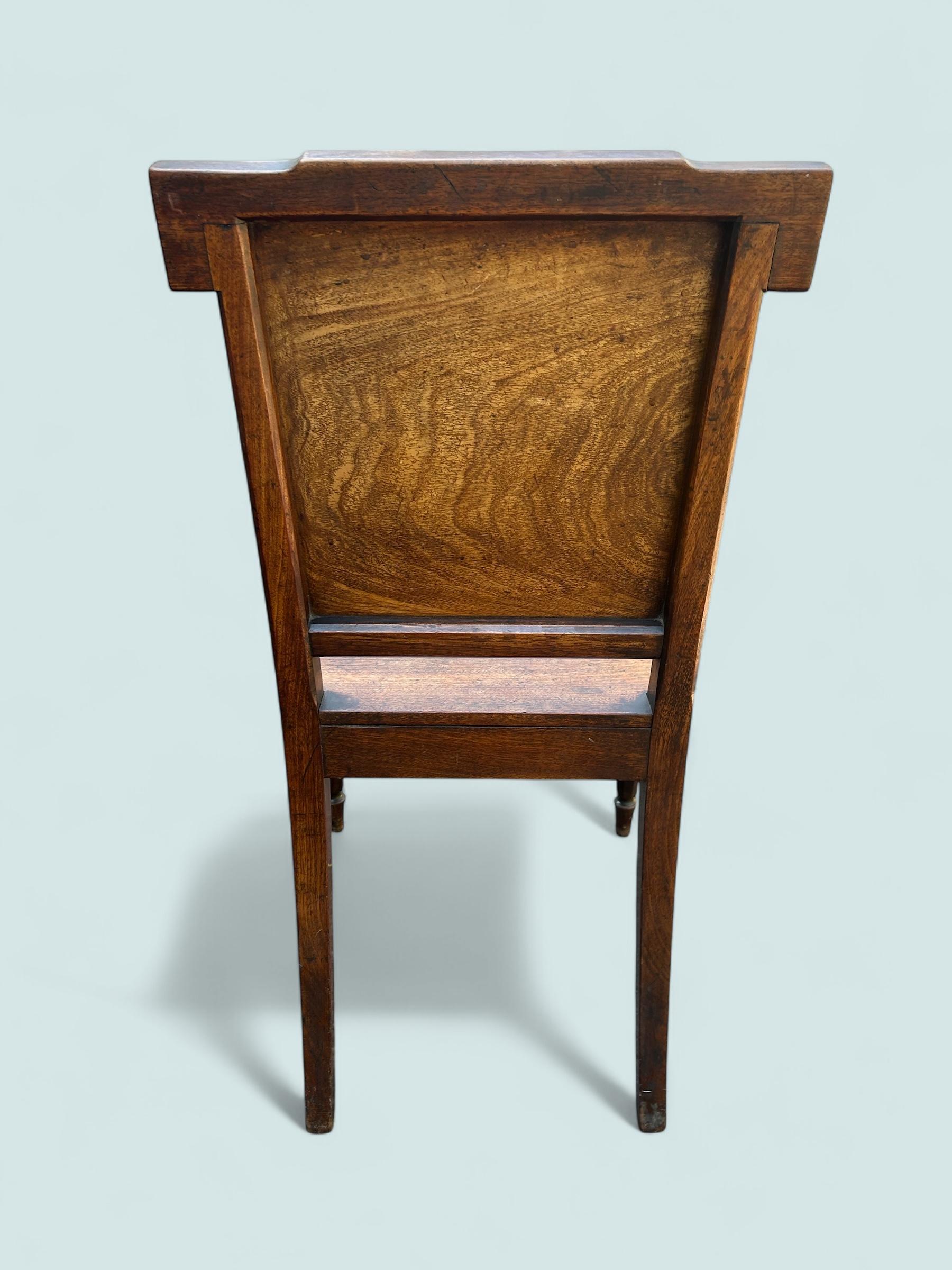 Regency Mahogany Hall Chair by Gillows Bon état - En vente à Sherborne, GB
