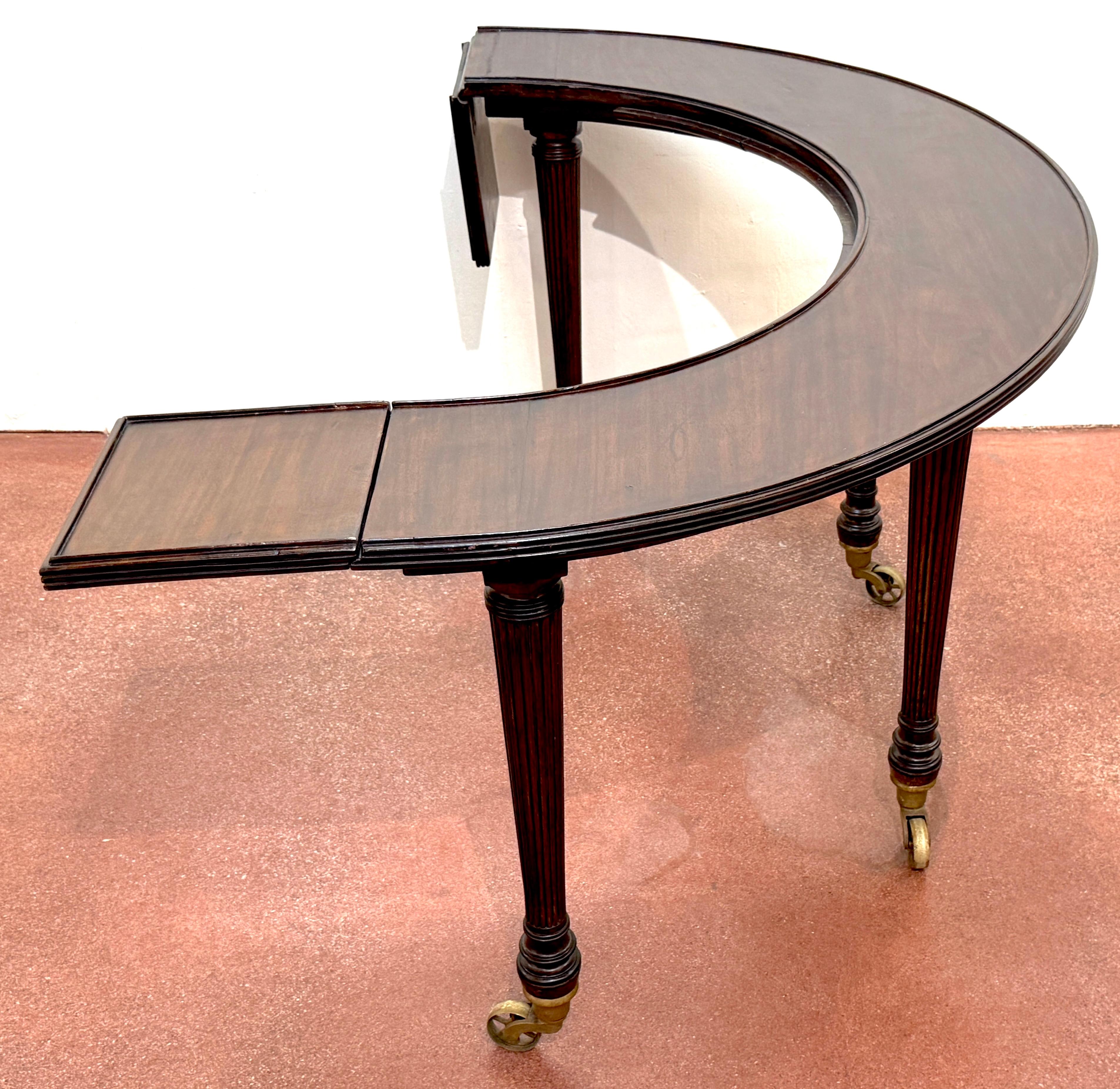 Regency Mahogany Horseshoe Hunt/ Wine Table, Attributed to Gillows, C. 1820s For Sale 8