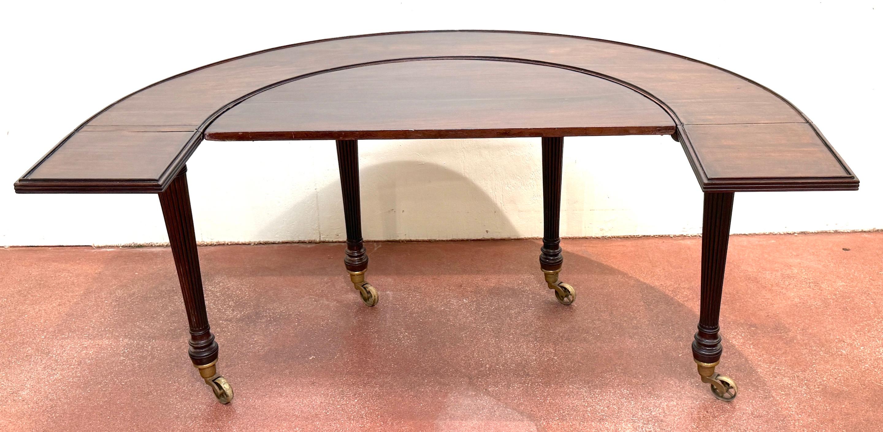 Brass Regency Mahogany Horseshoe Hunt/ Wine Table, Attributed to Gillows, C. 1820s For Sale