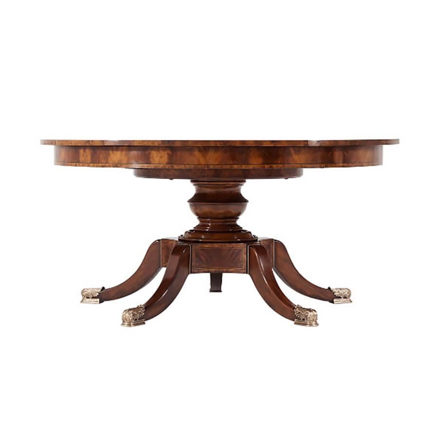 Table à manger à rallonge Regency en acajou Neuf - En vente à Westwood, NJ