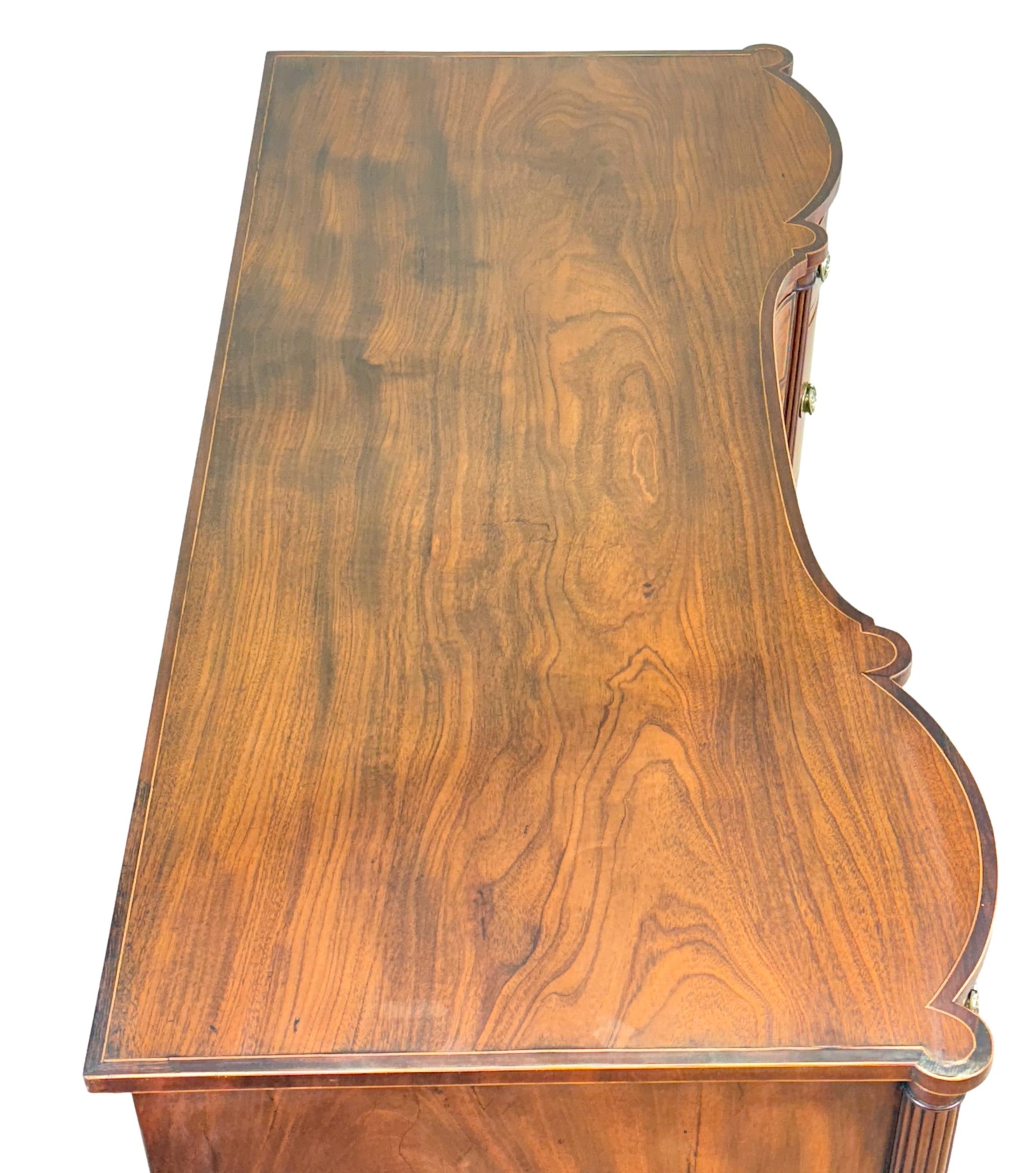 Regency Mahogany Kneehole Dressing Table For Sale 2