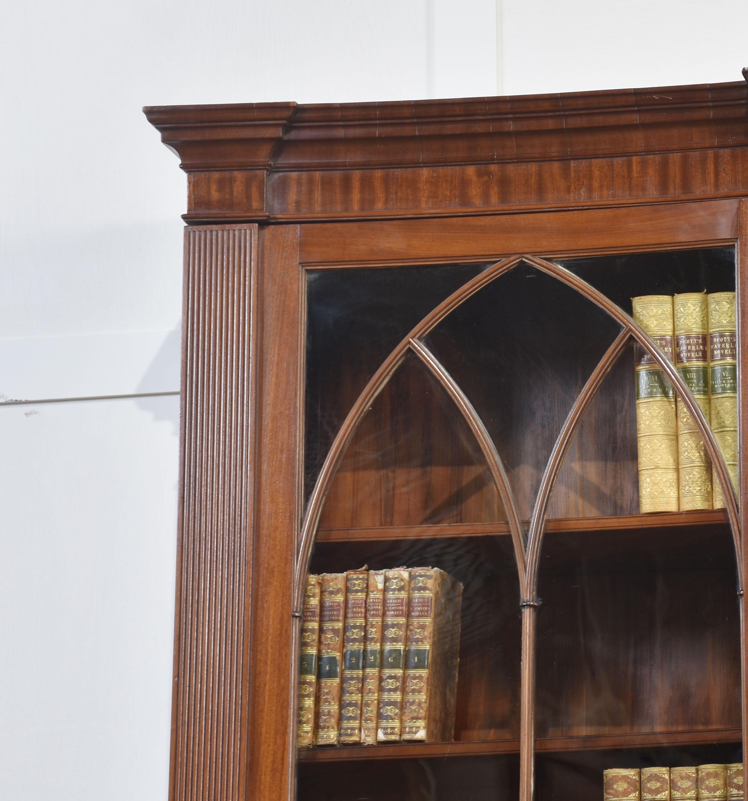 Libreria Regency in mogano In condizioni buone in vendita a Cheshire, GB