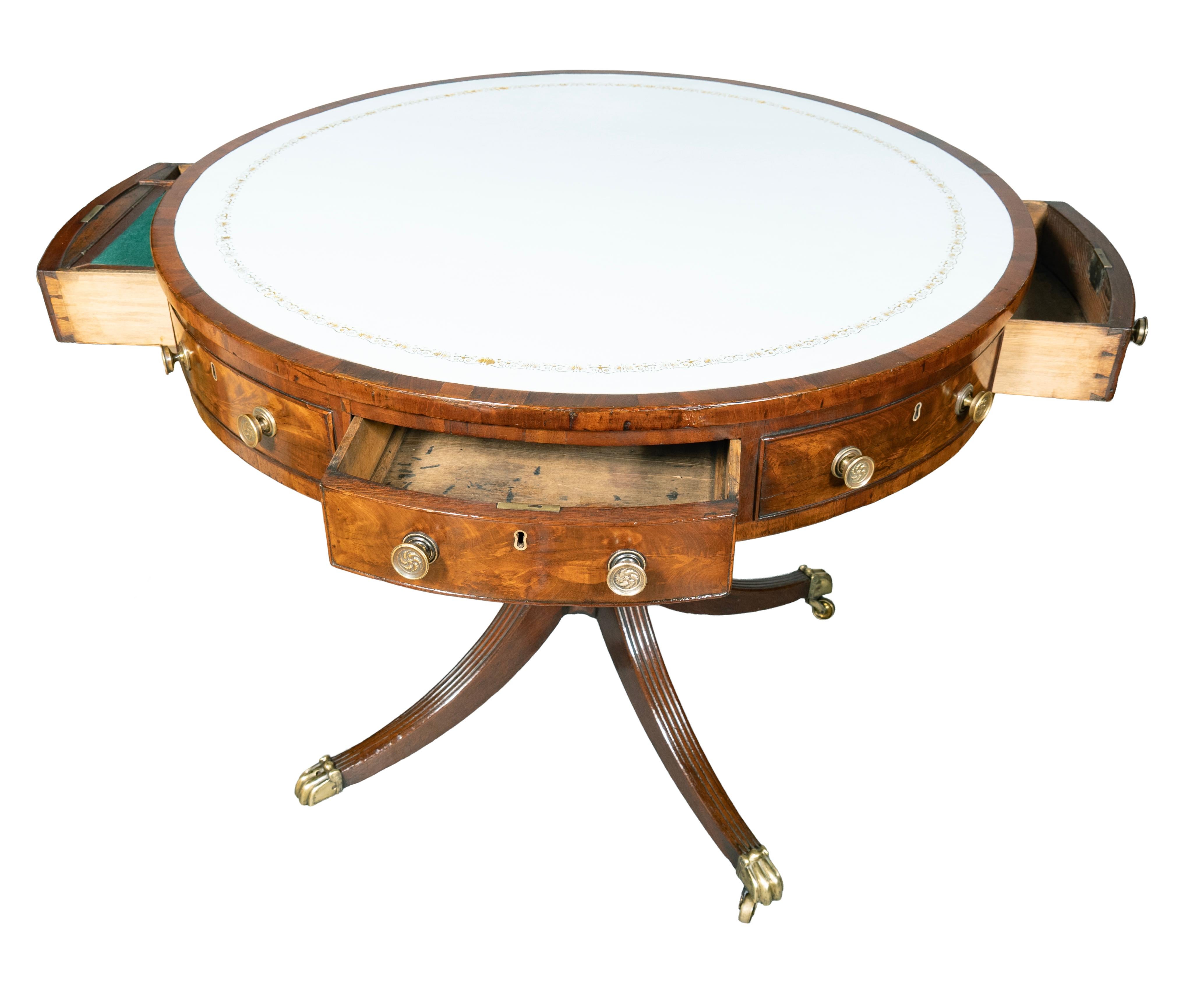 Anglais Table de bibliothèque Regency en acajou en vente