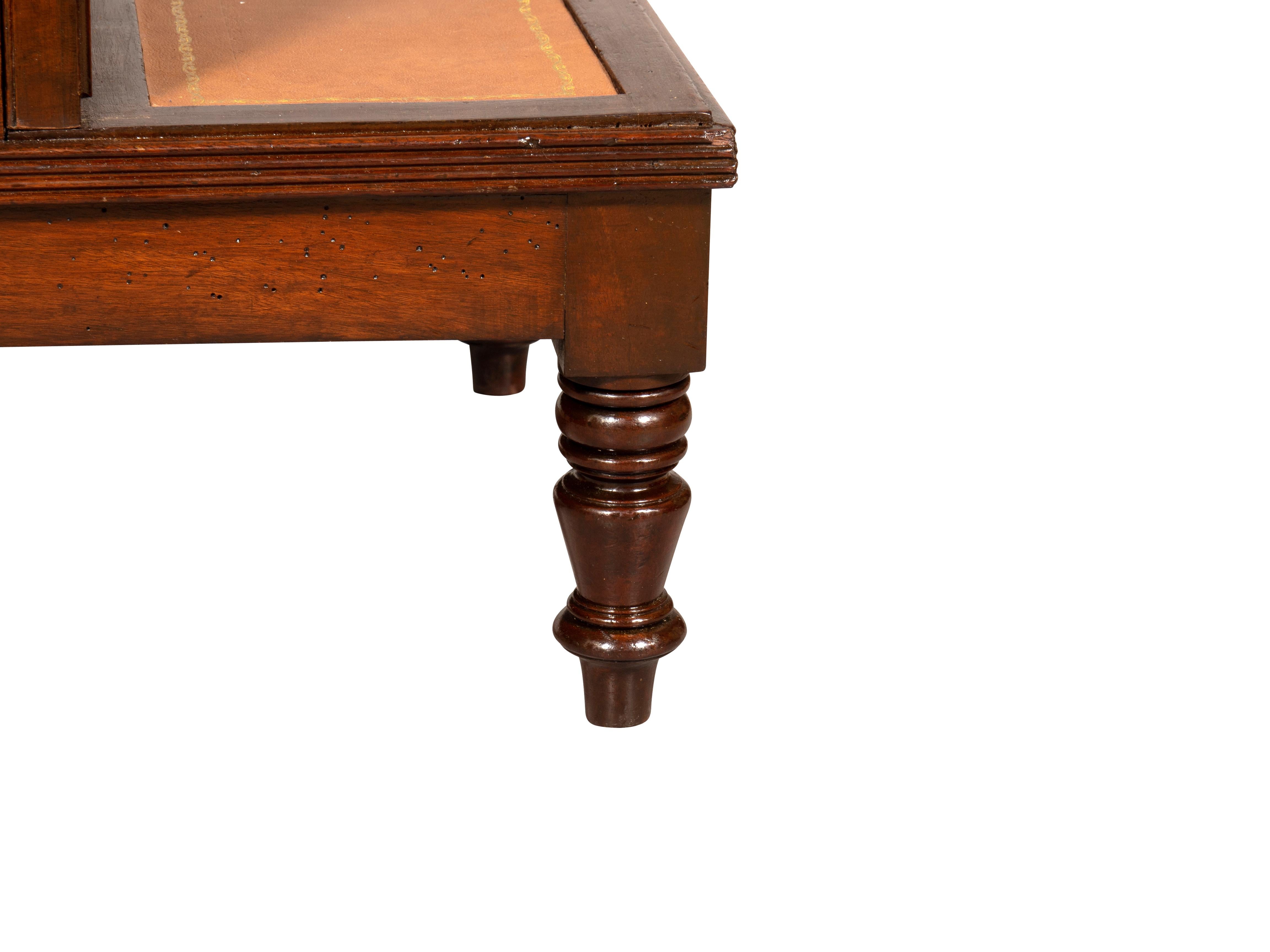 Escalones de caoba de la Biblioteca Regency en venta 4