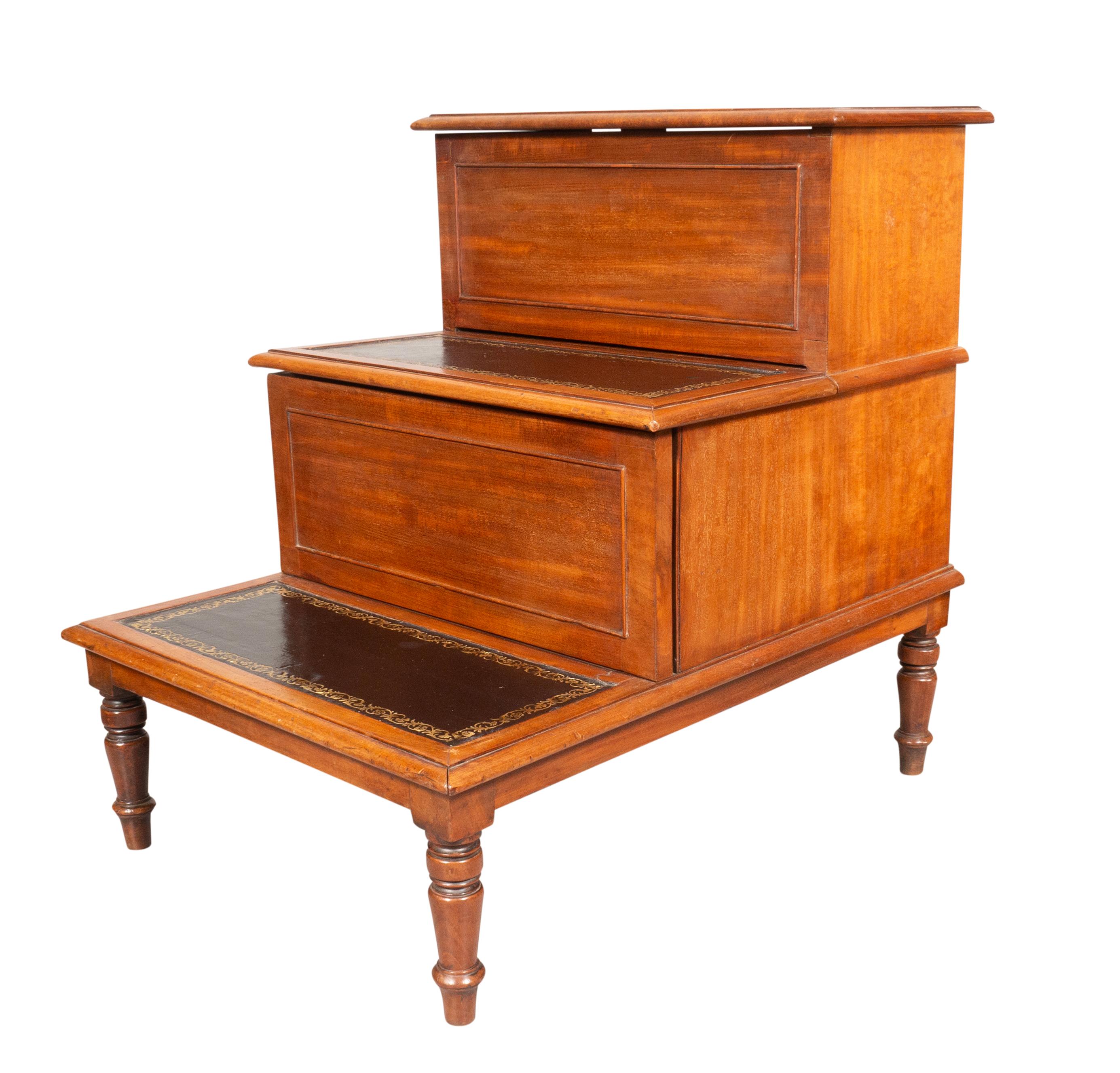 Leather Regency Mahogany Library Steps For Sale