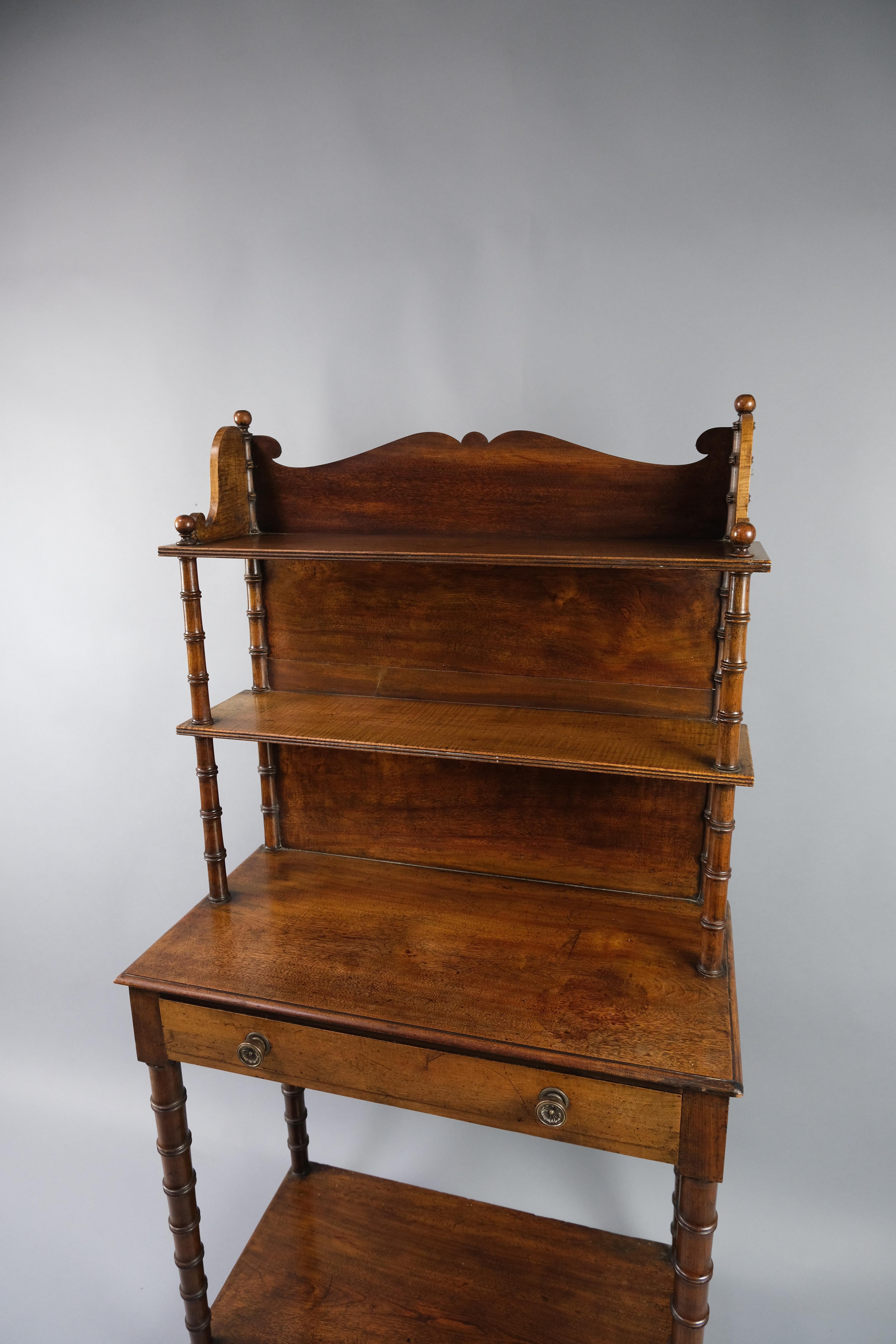 Regency Mahogany Open Bookcase In Good Condition For Sale In Cheltenham, GB