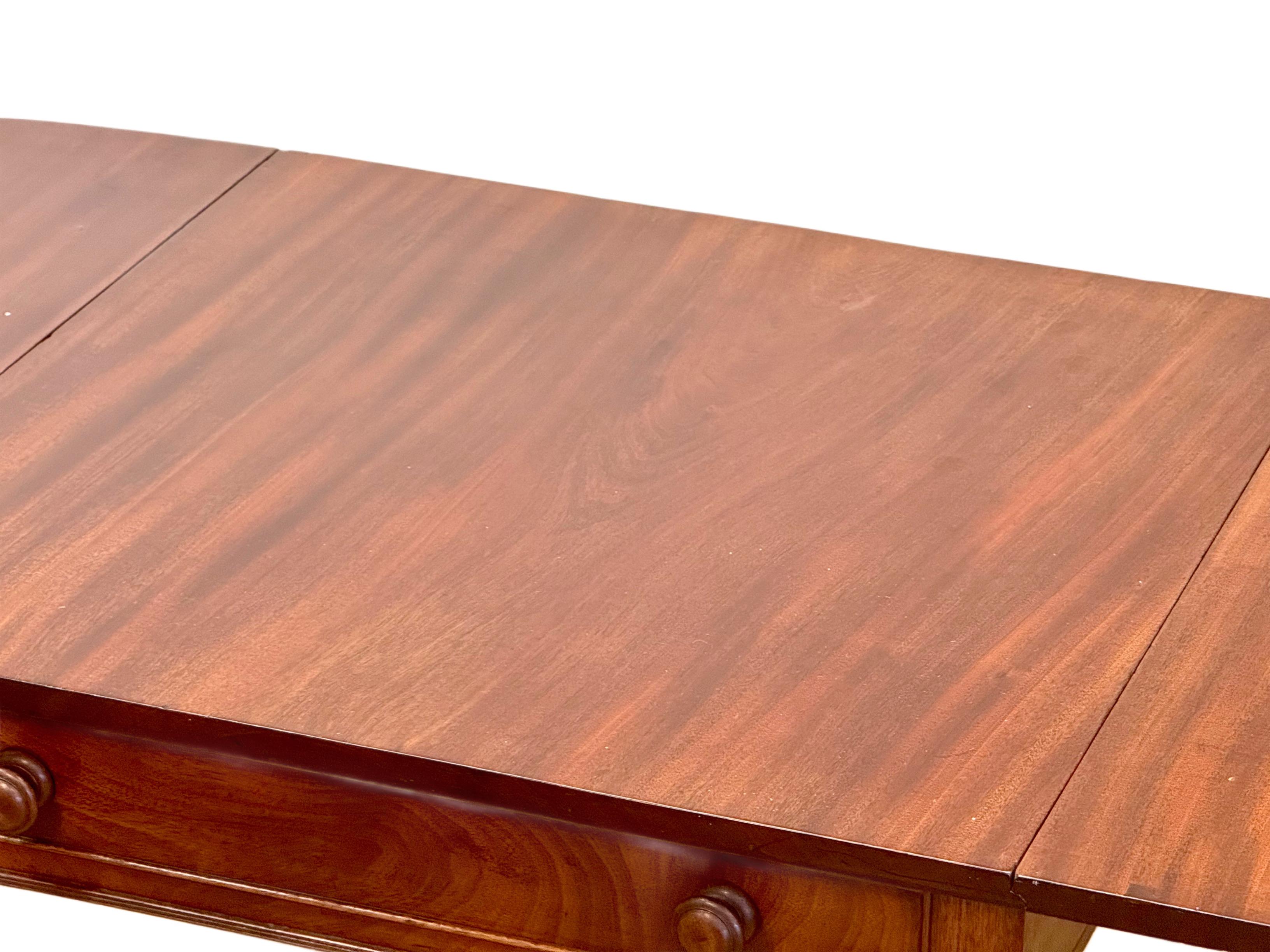 Table Pembroke de style Régence, début du 19ème siècle Bon état - En vente à Tonbridge, Kent